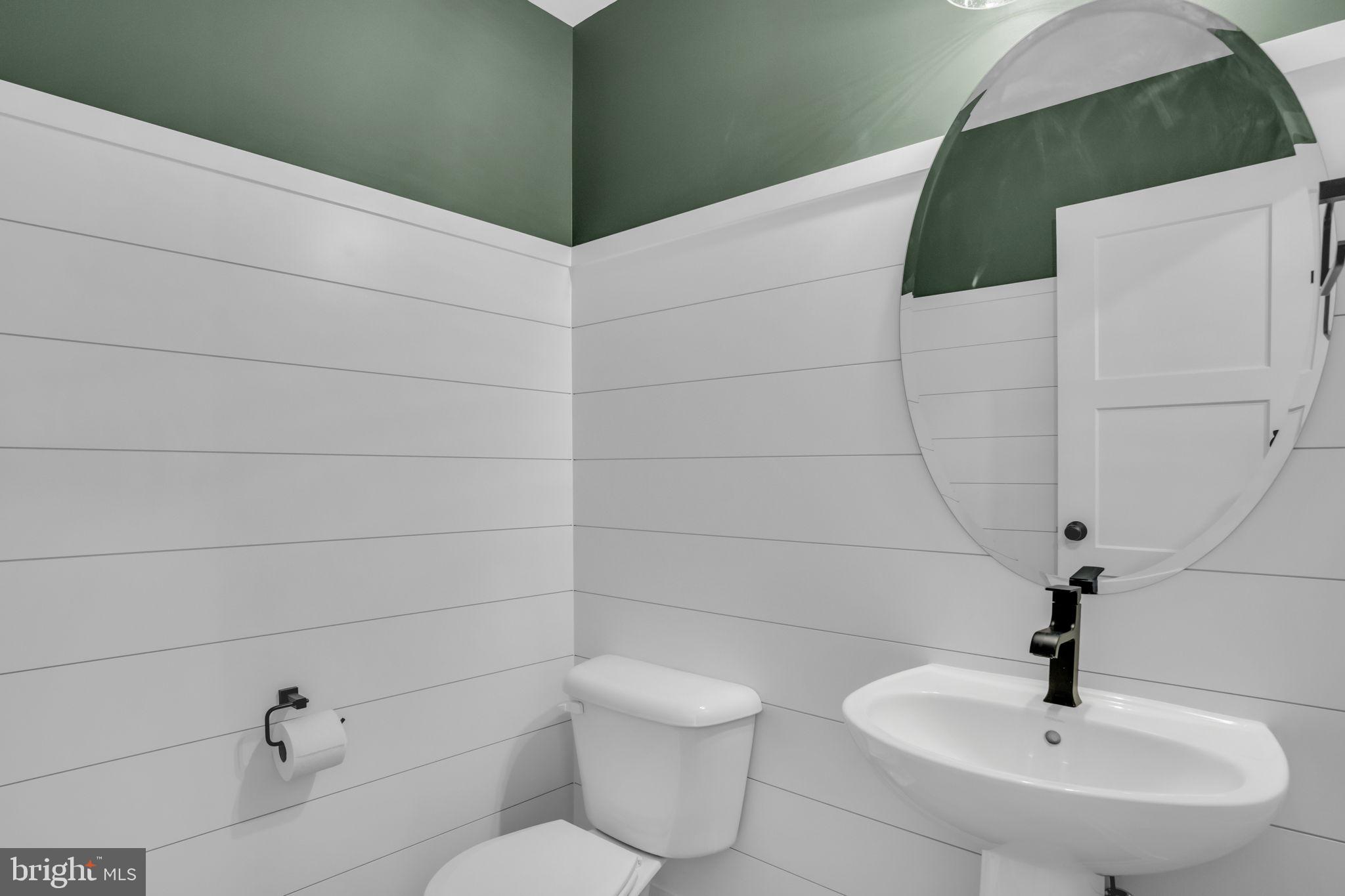 AUTUMN CHASE - Residential