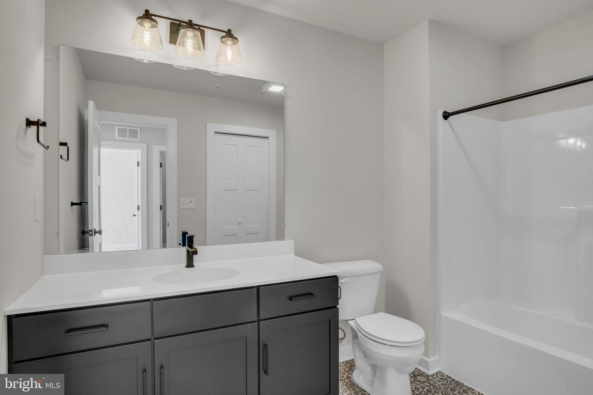 AUTUMN CHASE - Residential