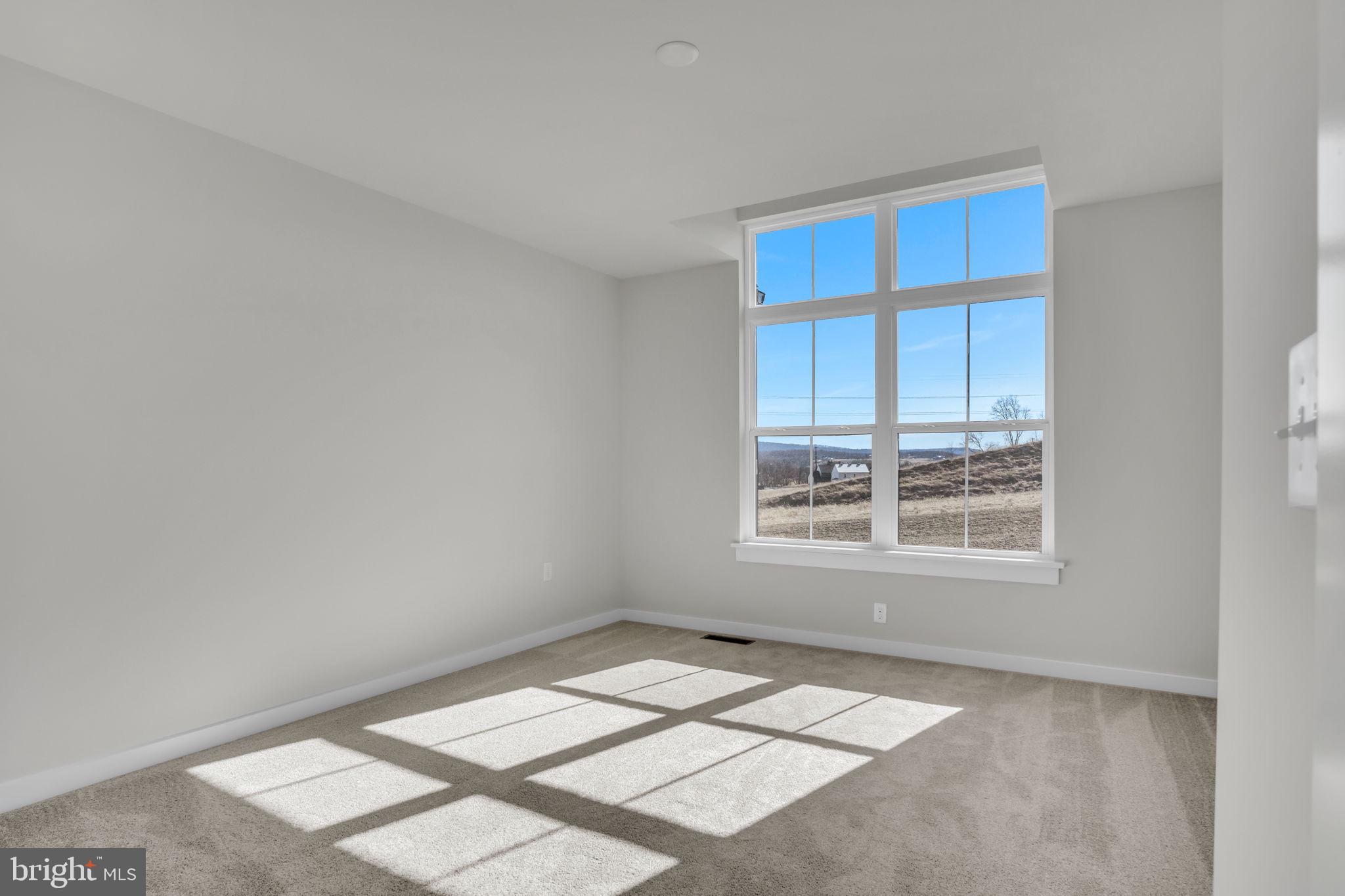 AUTUMN CHASE - Residential