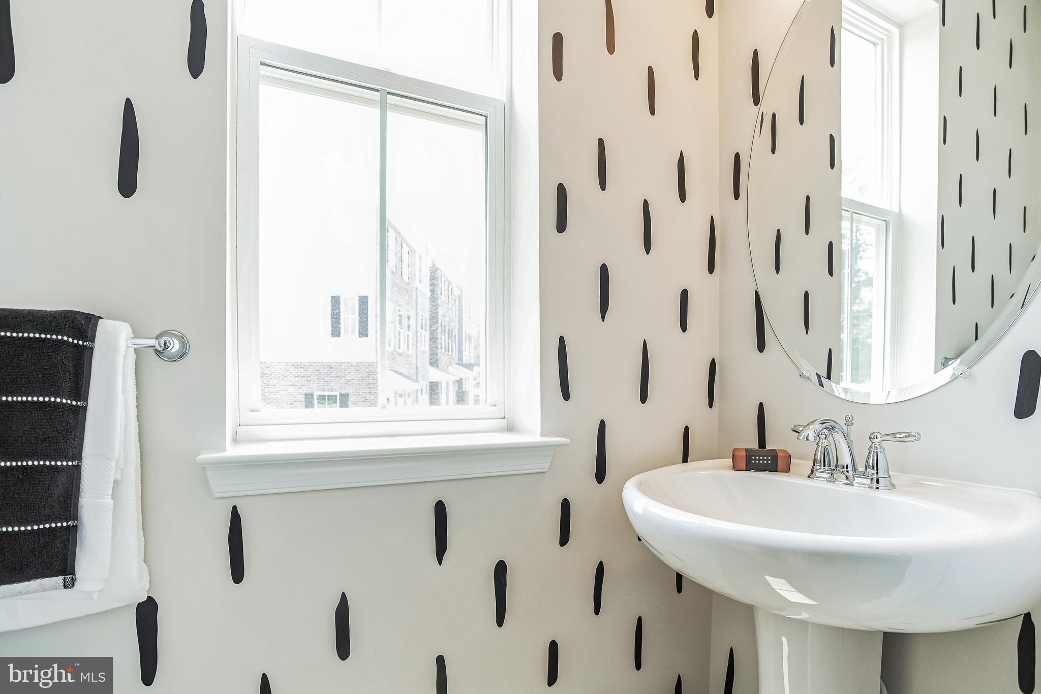 CEDAR POINTE - Residential