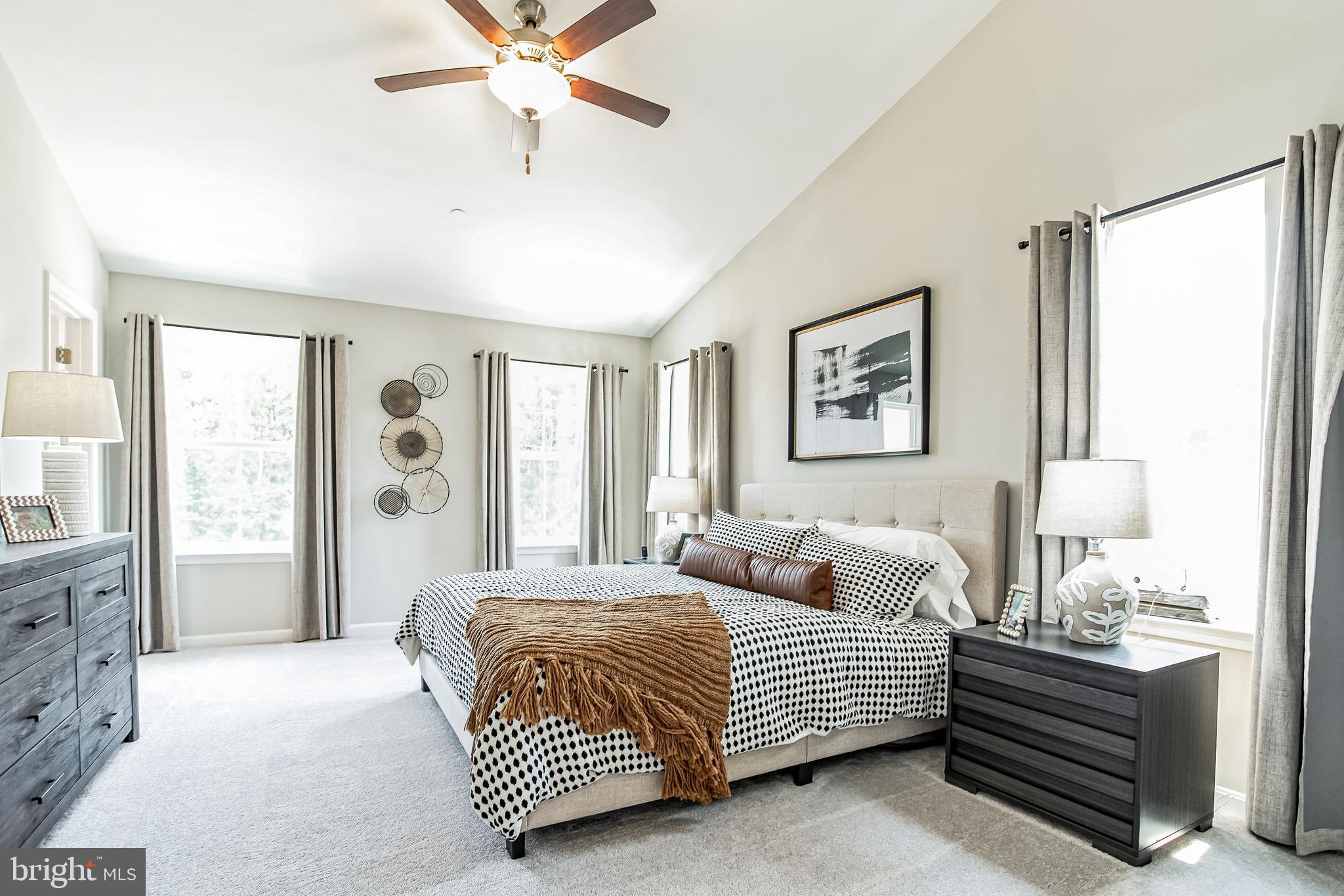 CEDAR POINTE - Residential