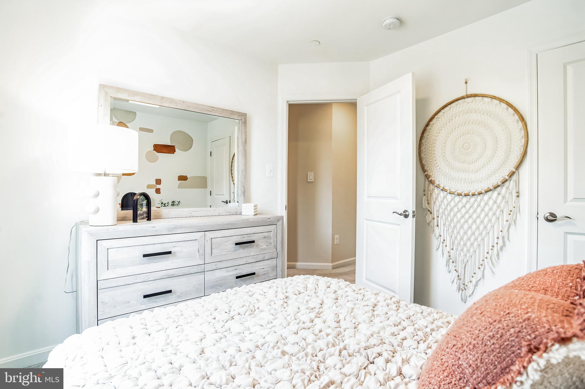 CEDAR POINTE - Residential