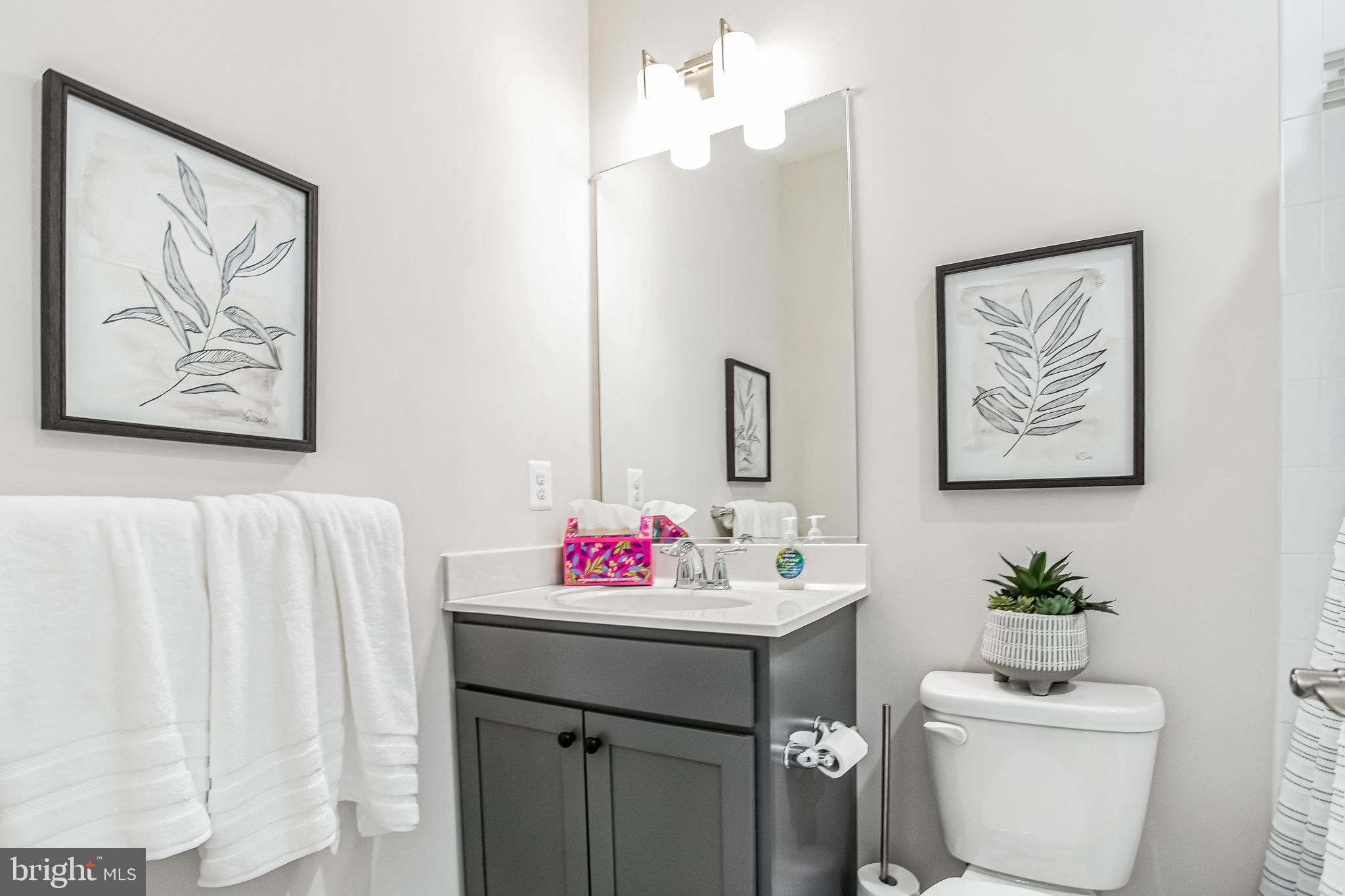 CEDAR POINTE - Residential