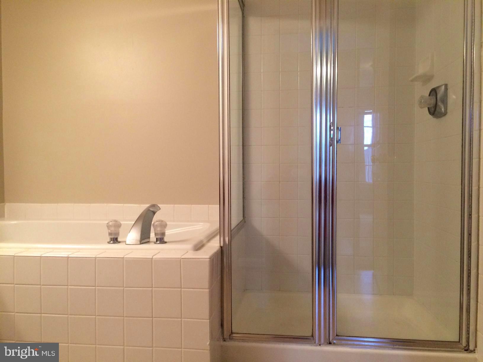 CEDAR LAKES - Residential Lease