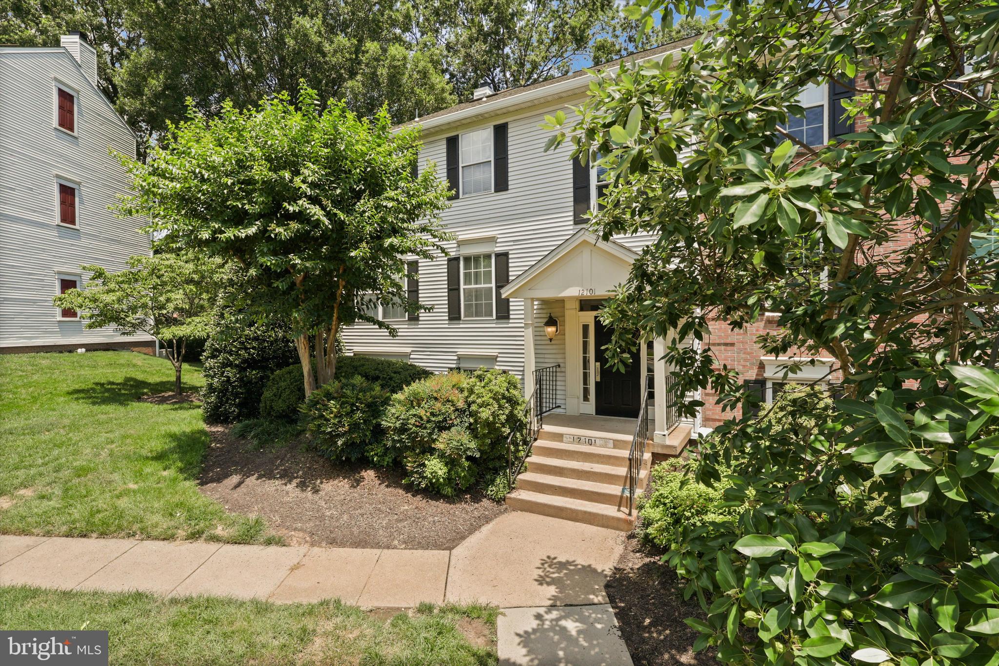 12101 GREEN LEDGE COURT 33