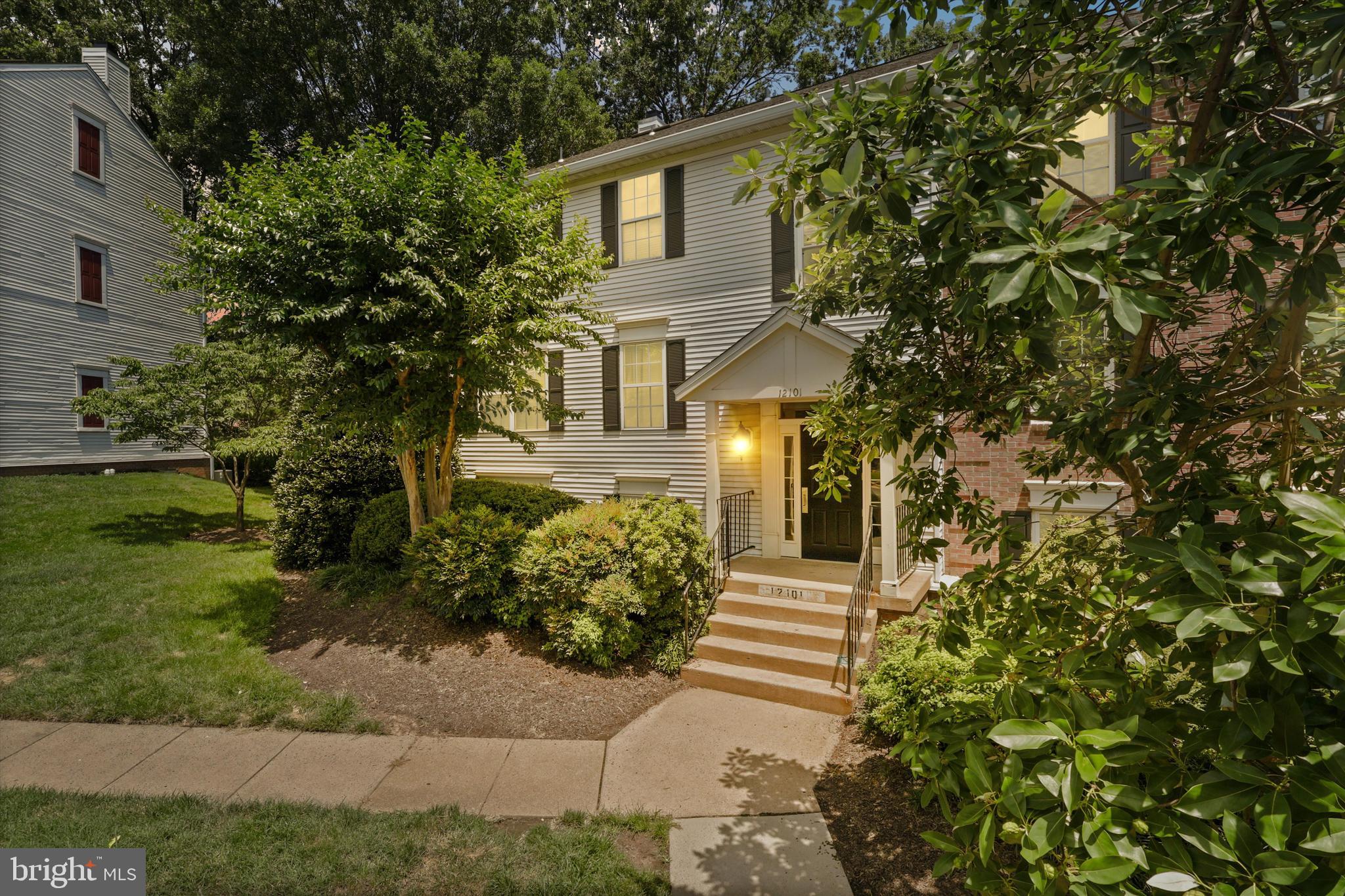 12101 GREEN LEDGE COURT 33