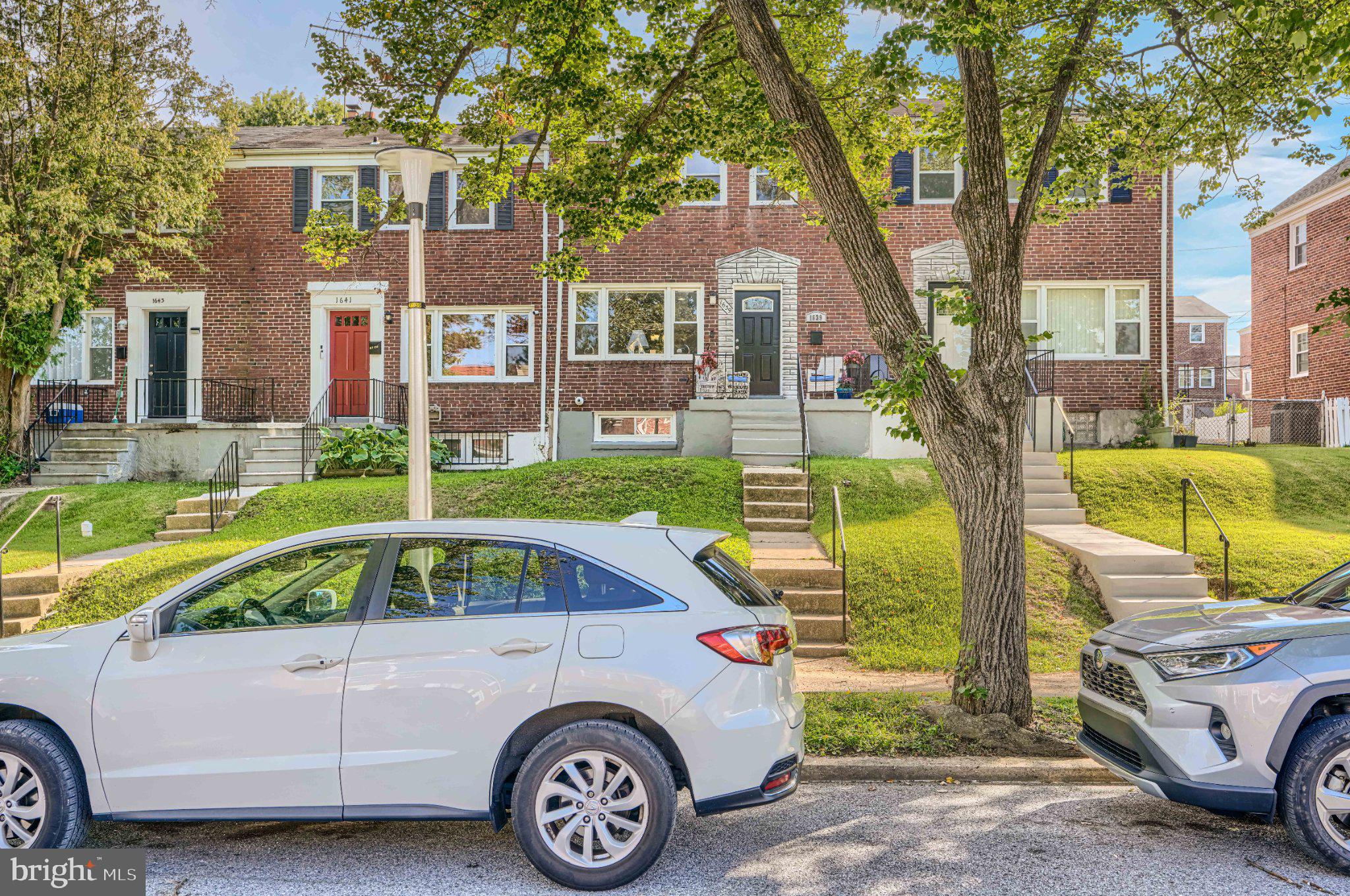 1639 WALTERSWOOD ROAD