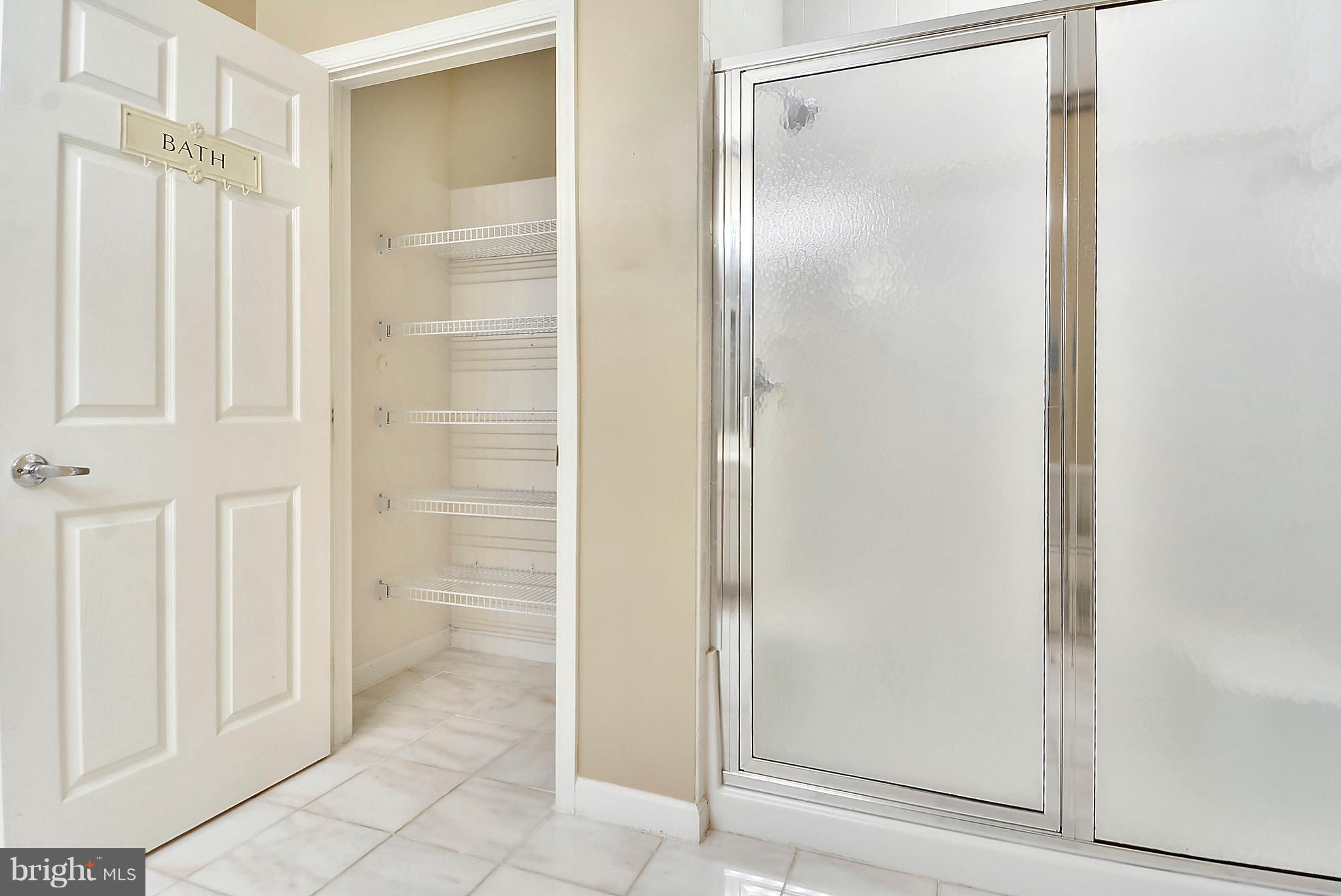 THE HAMLETS - Residential