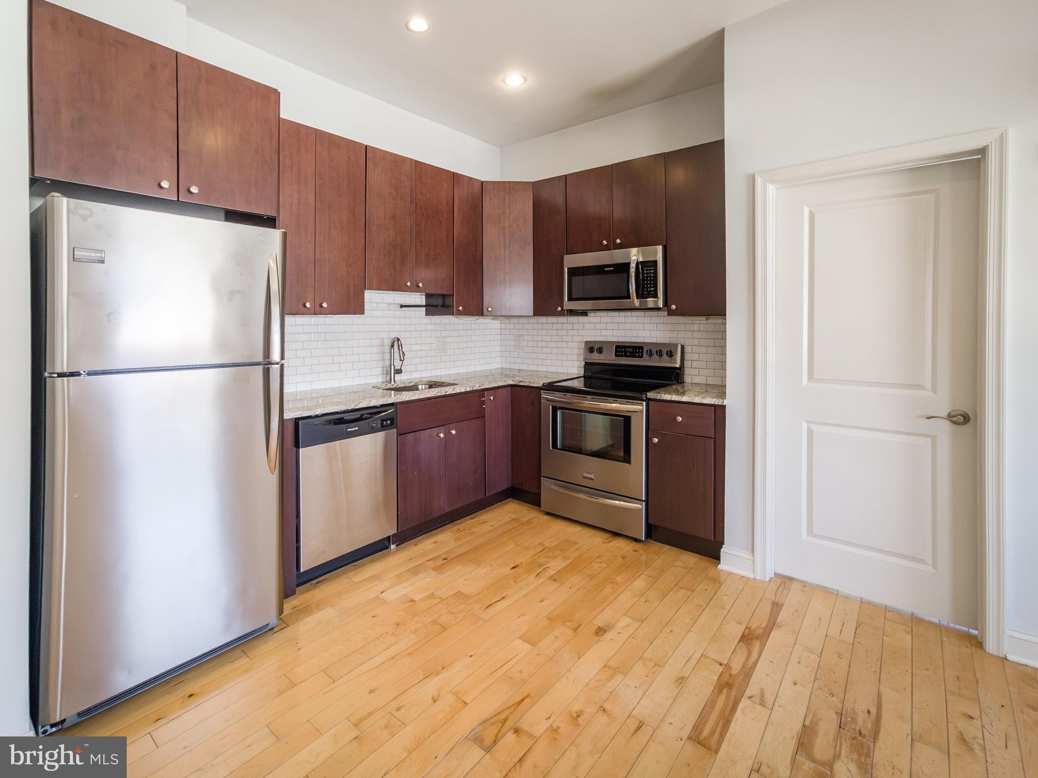 427 MONROE STREET UNIT 402