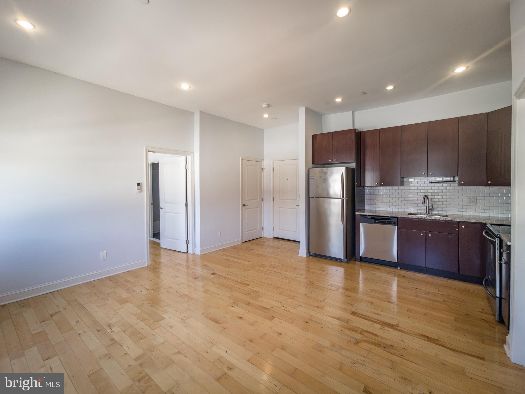 427 MONROE STREET UNIT 402