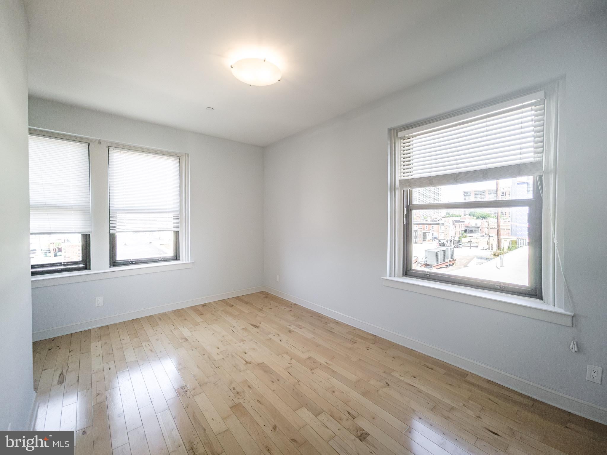 427 MONROE STREET UNIT 402