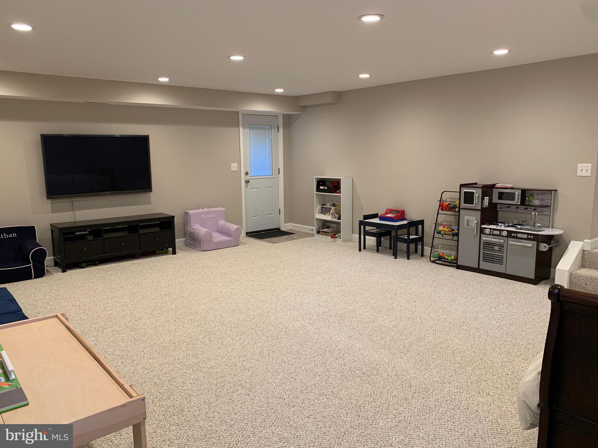 ARLINGTON FOREST - Residential Lease