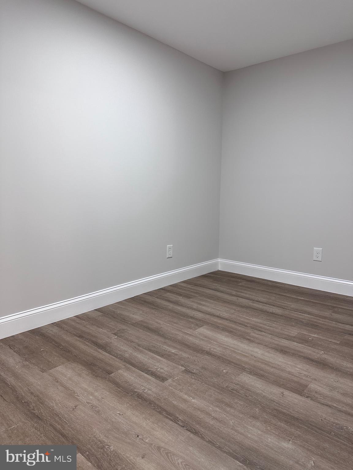 GLENARDEN WOODS - Residential