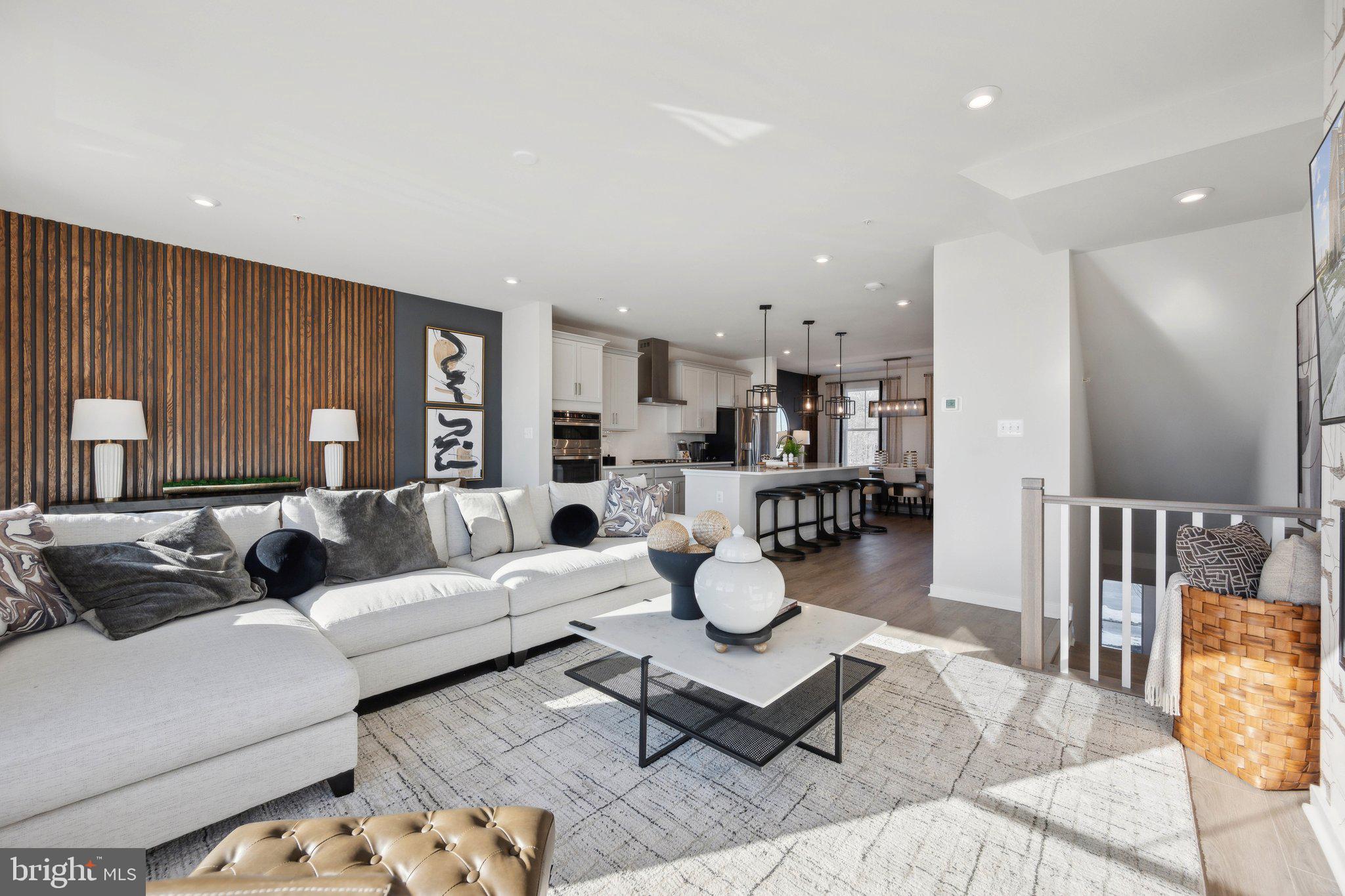 POTOMAC SHORES - Residential