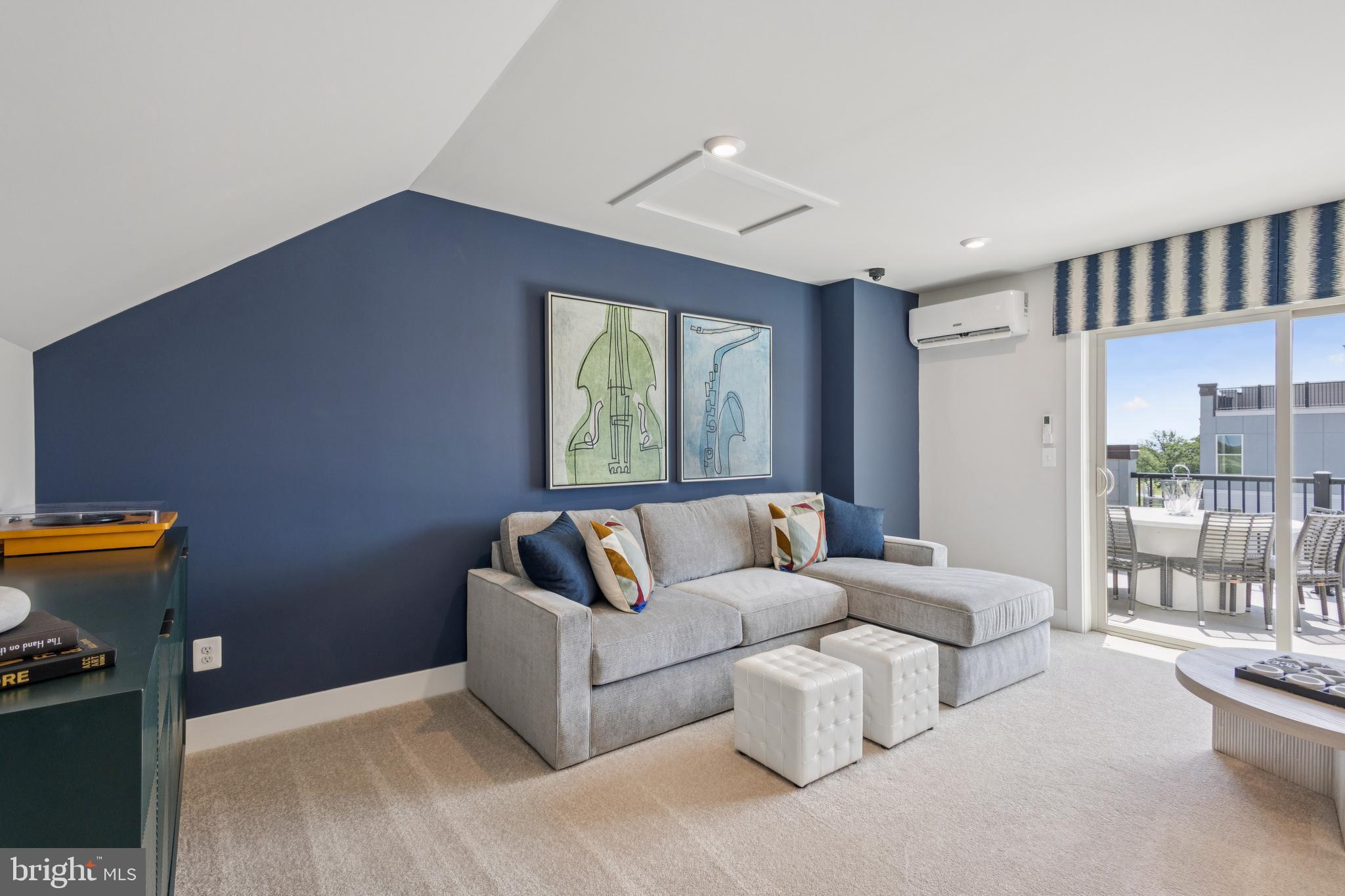 POTOMAC SHORES - Residential