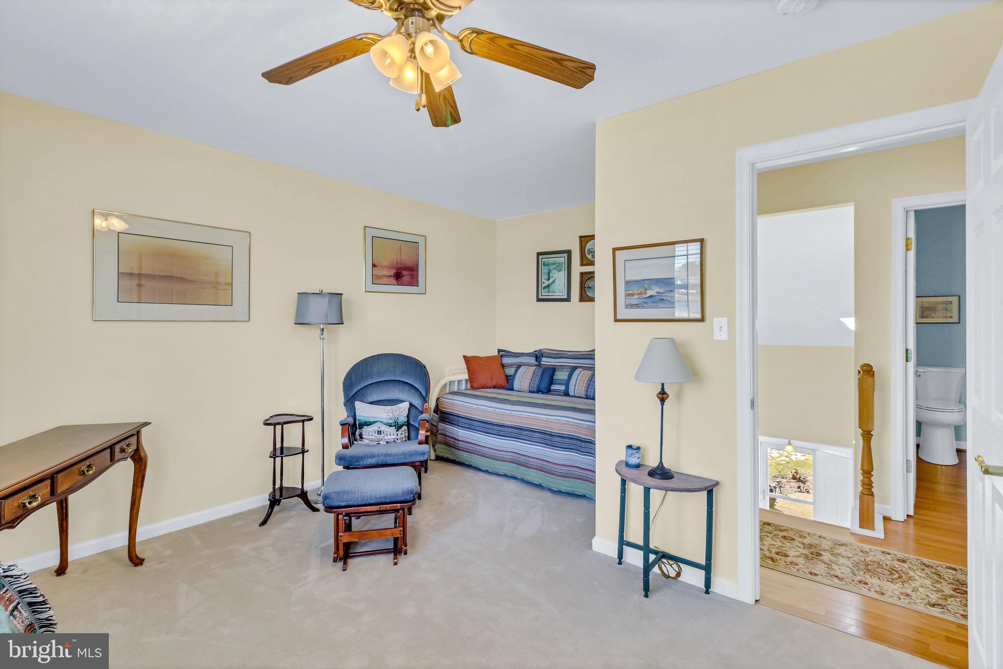 HILLS QUARTER - Residential