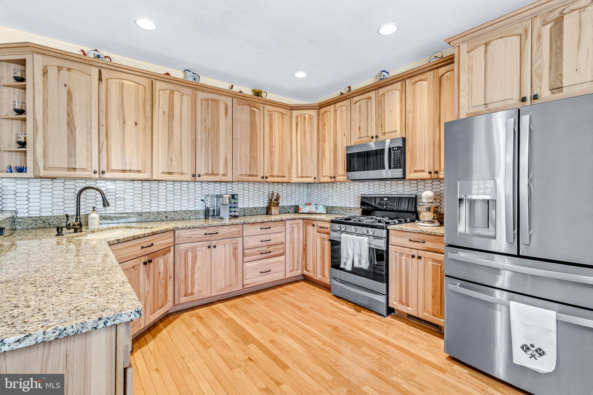 HILLS QUARTER - Residential