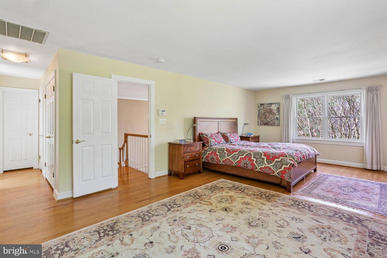 RIVERS EDGE - Residential