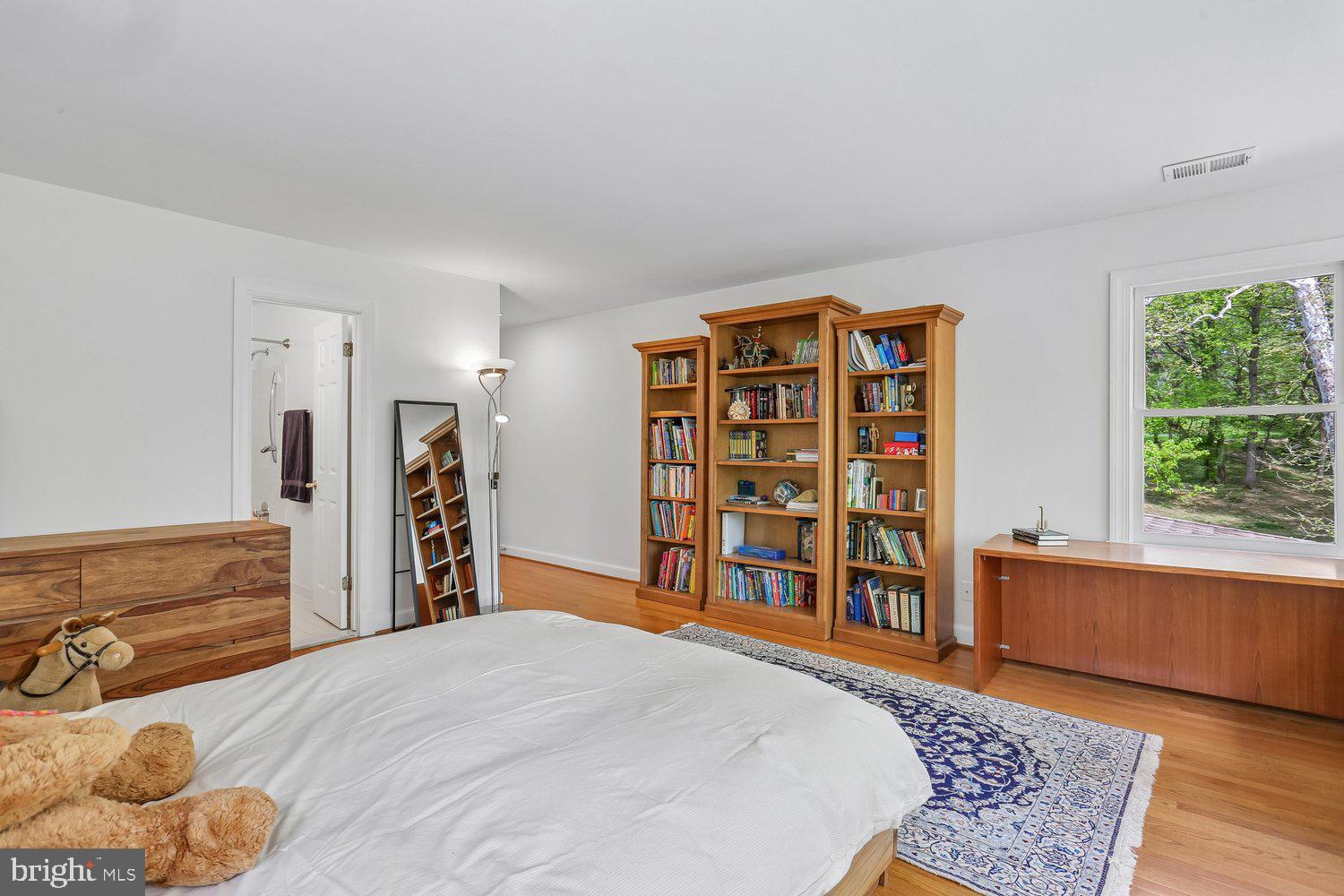 RIVERS EDGE - Residential