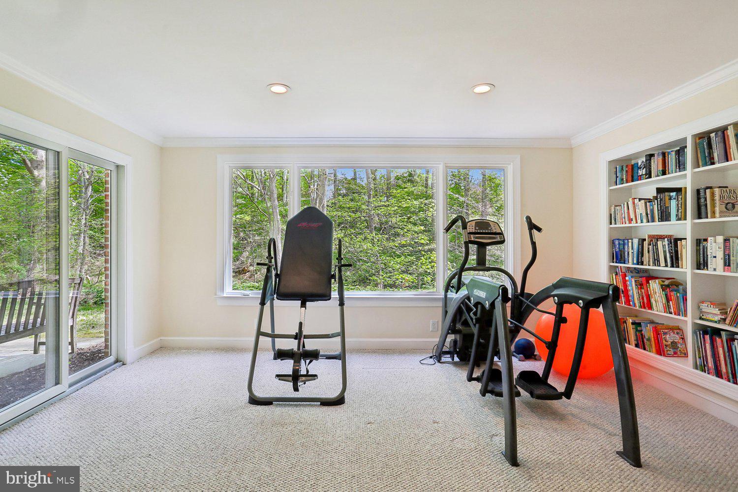 RIVERS EDGE - Residential