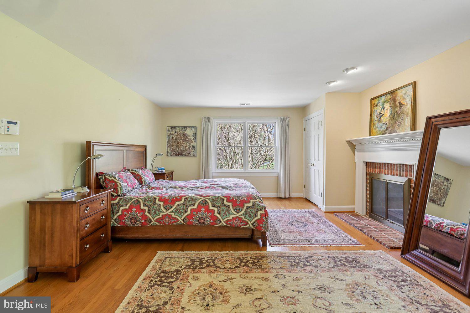 RIVERS EDGE - Residential