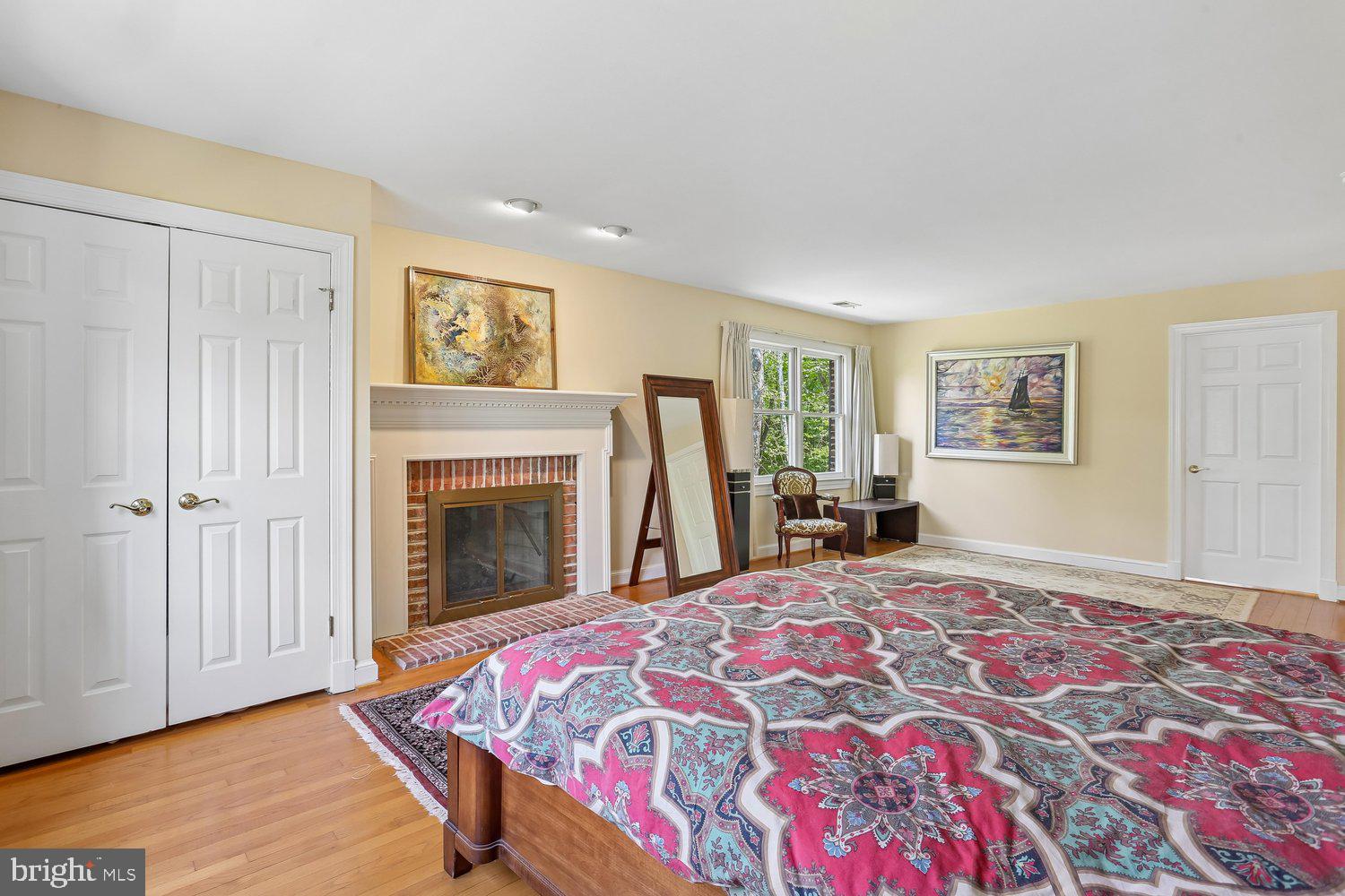 RIVERS EDGE - Residential