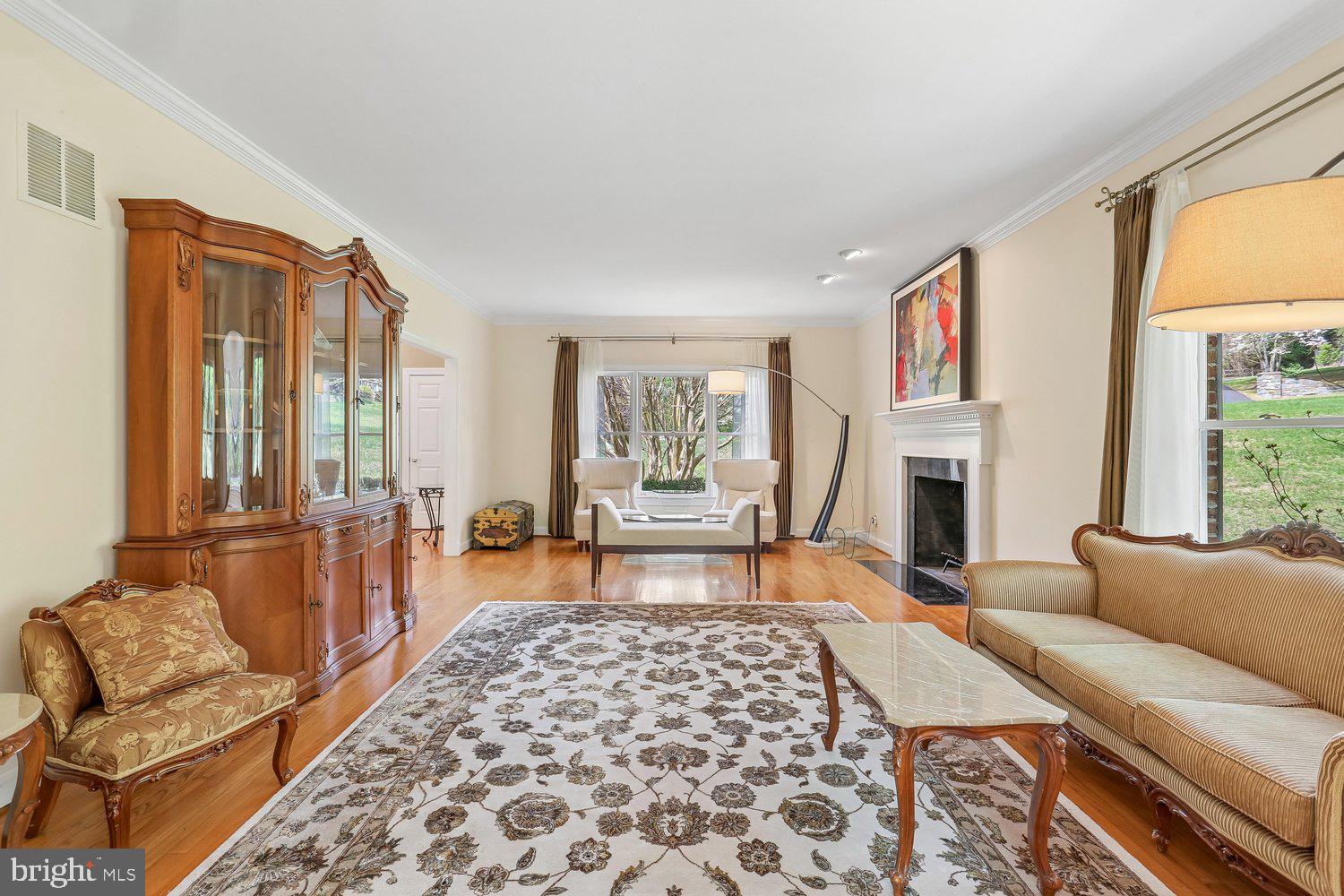 RIVERS EDGE - Residential