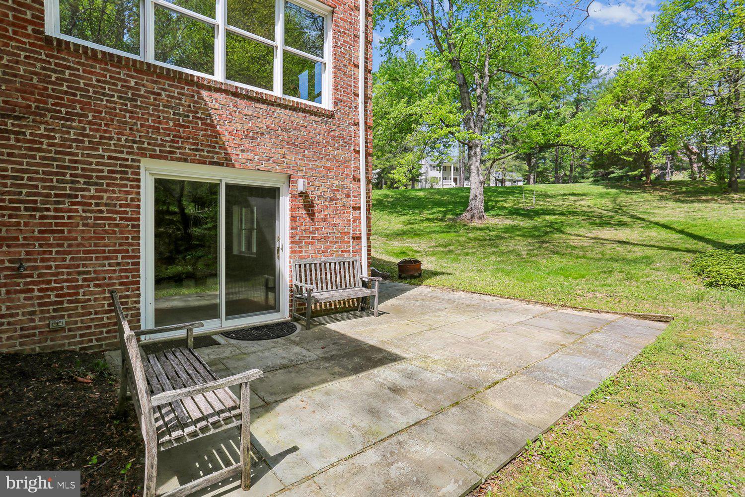 RIVERS EDGE - Residential