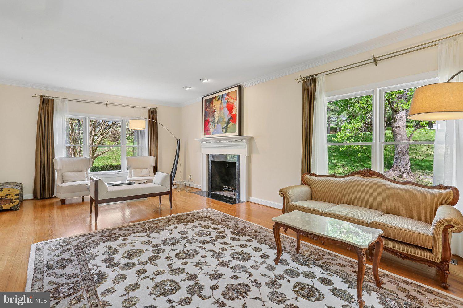 RIVERS EDGE - Residential