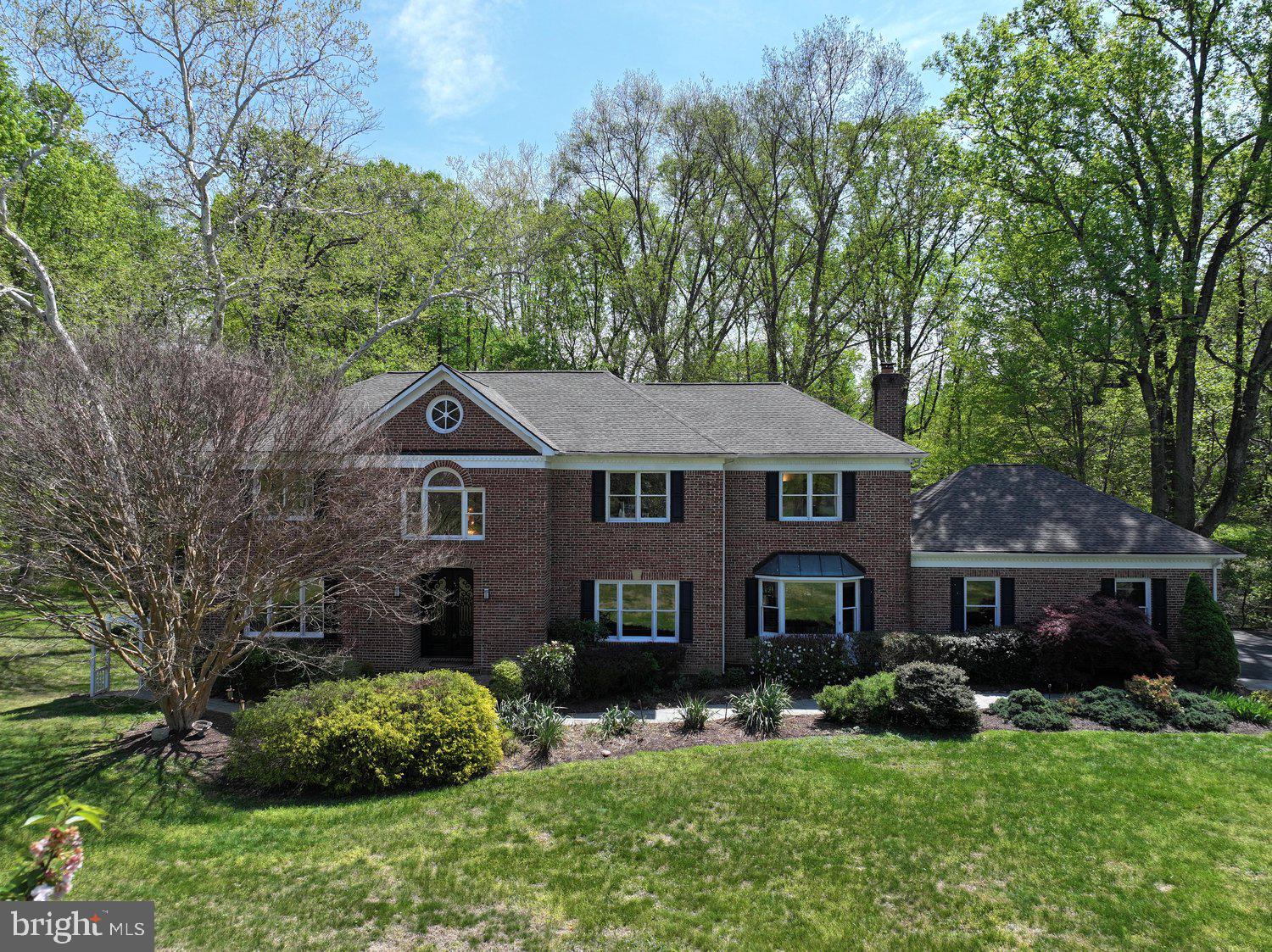 RIVERS EDGE - Residential