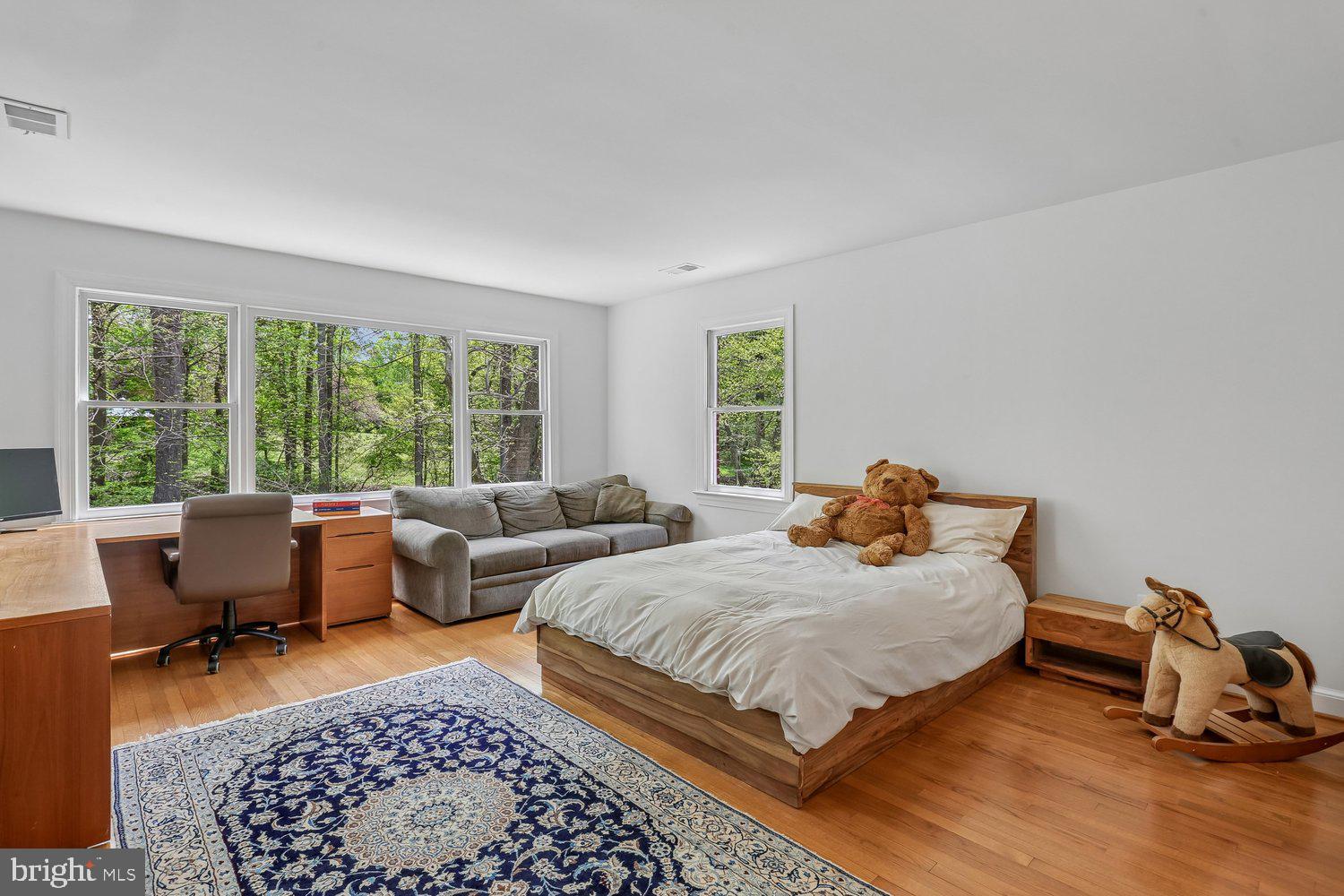 RIVERS EDGE - Residential