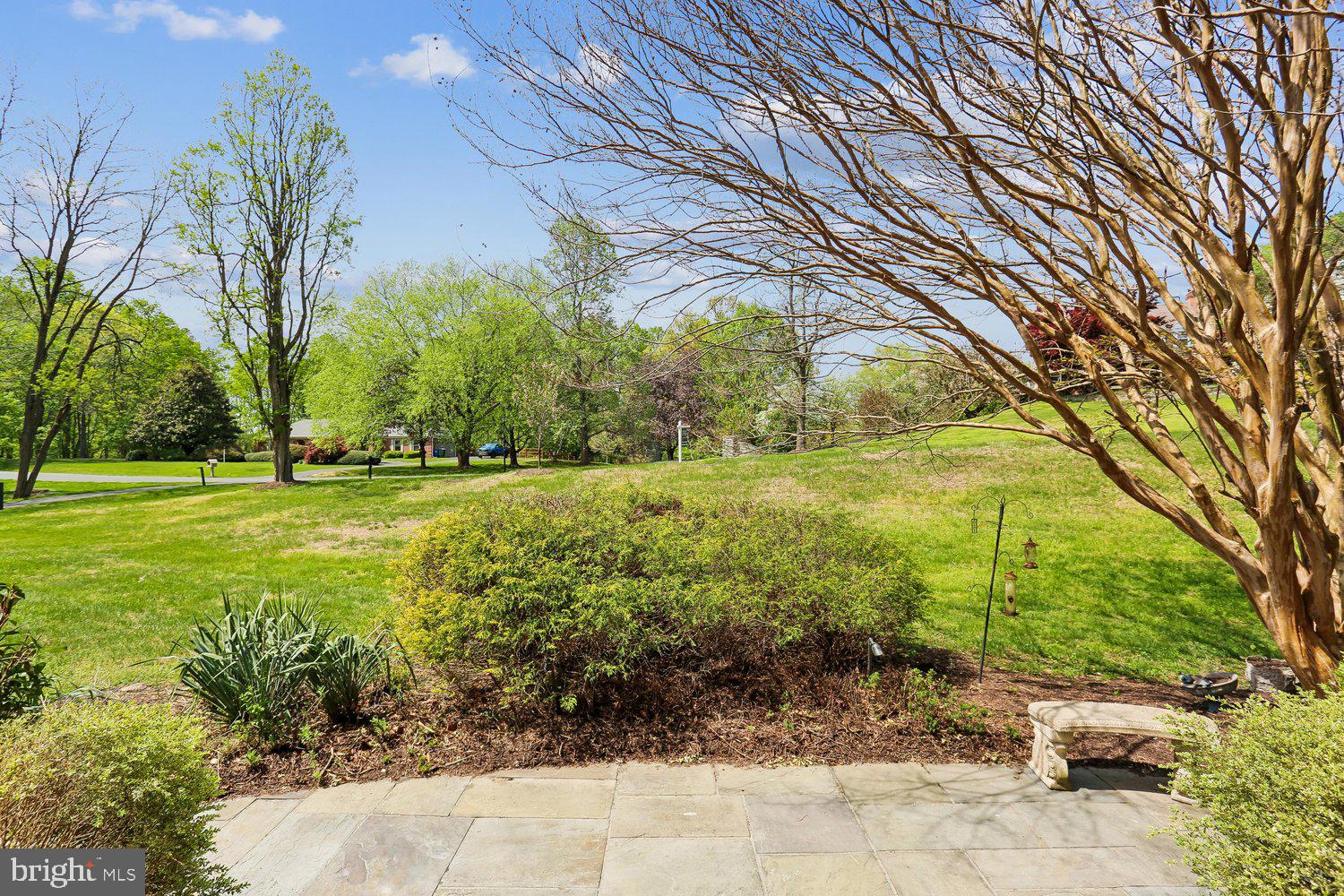 RIVERS EDGE - Residential