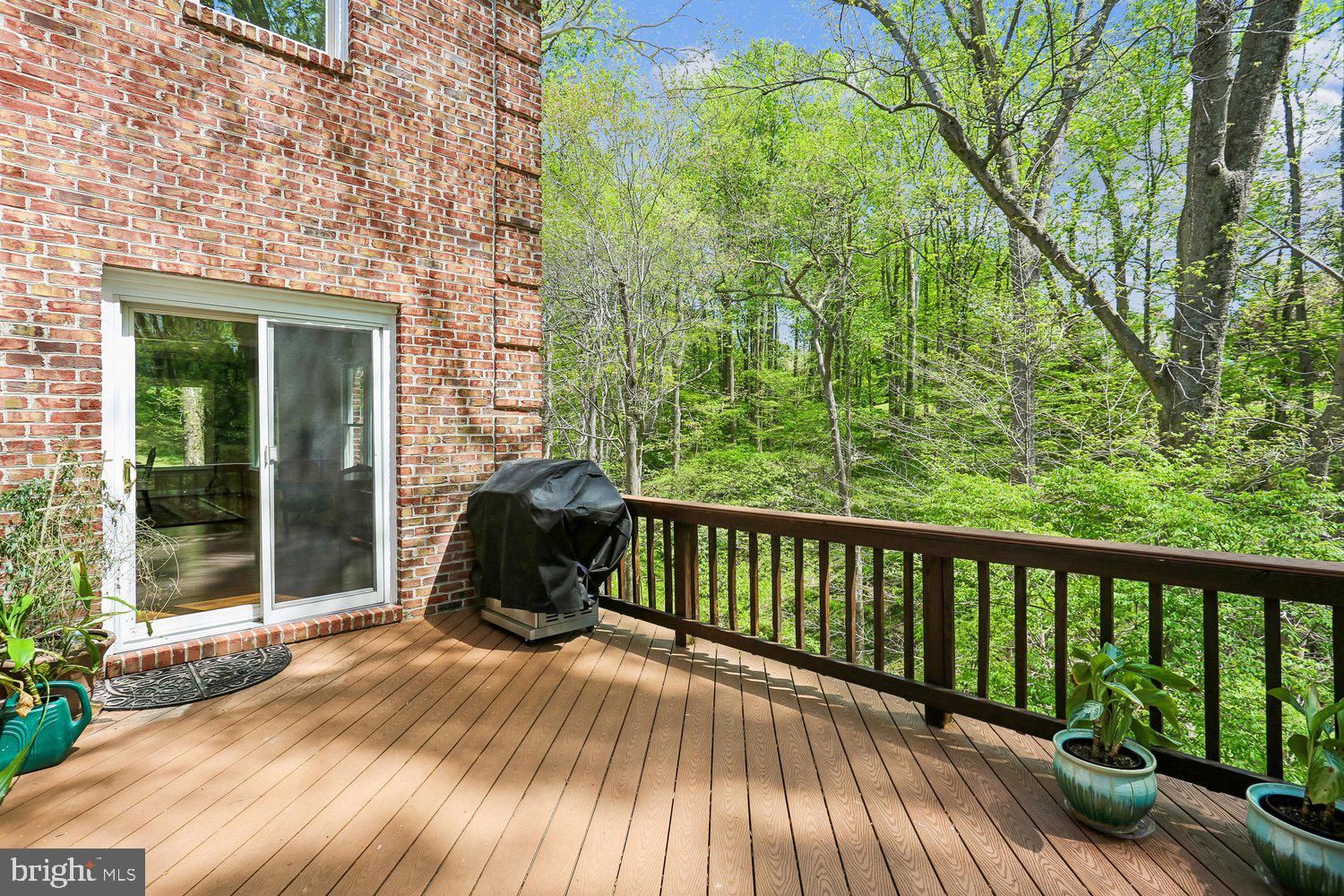 RIVERS EDGE - Residential