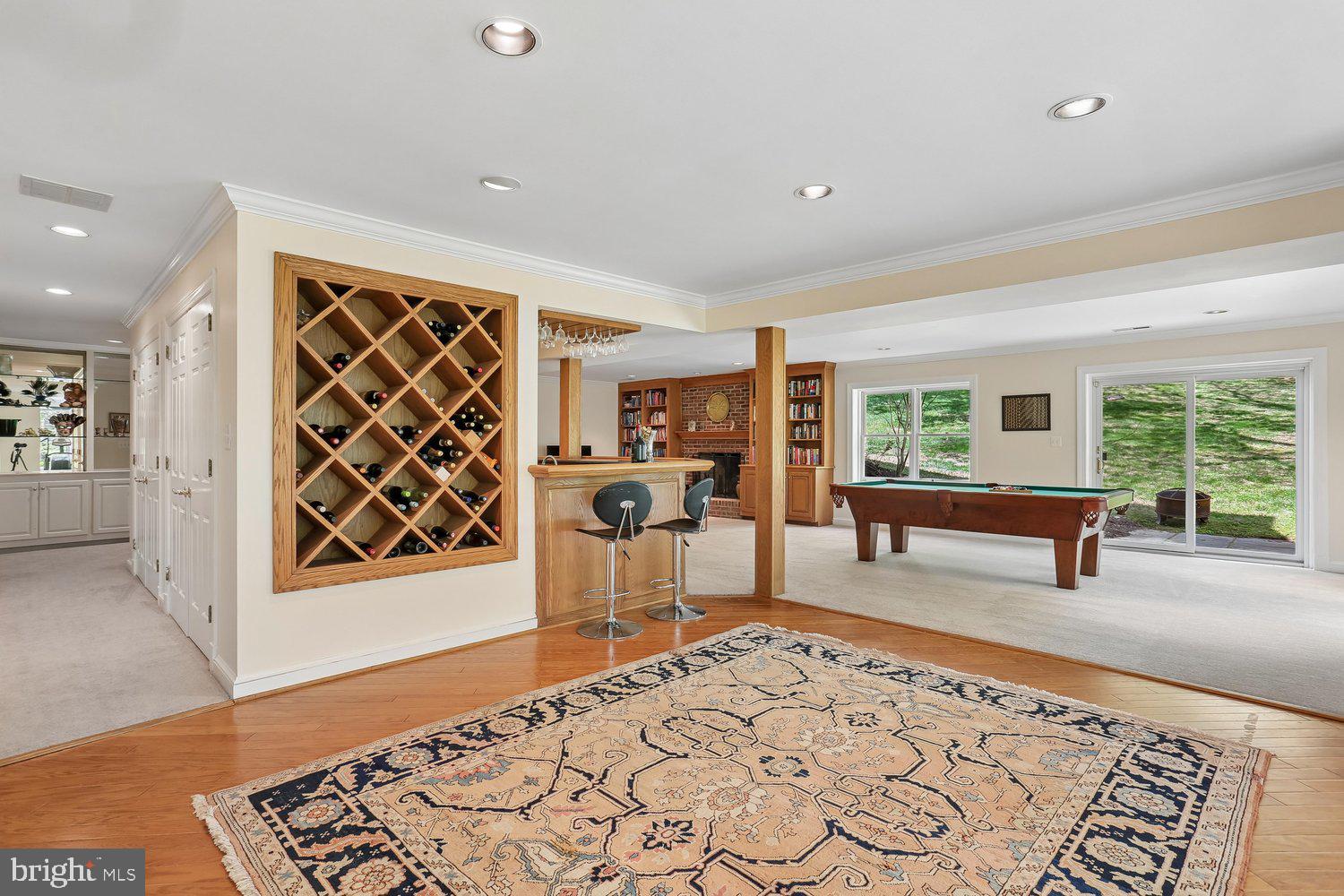 RIVERS EDGE - Residential