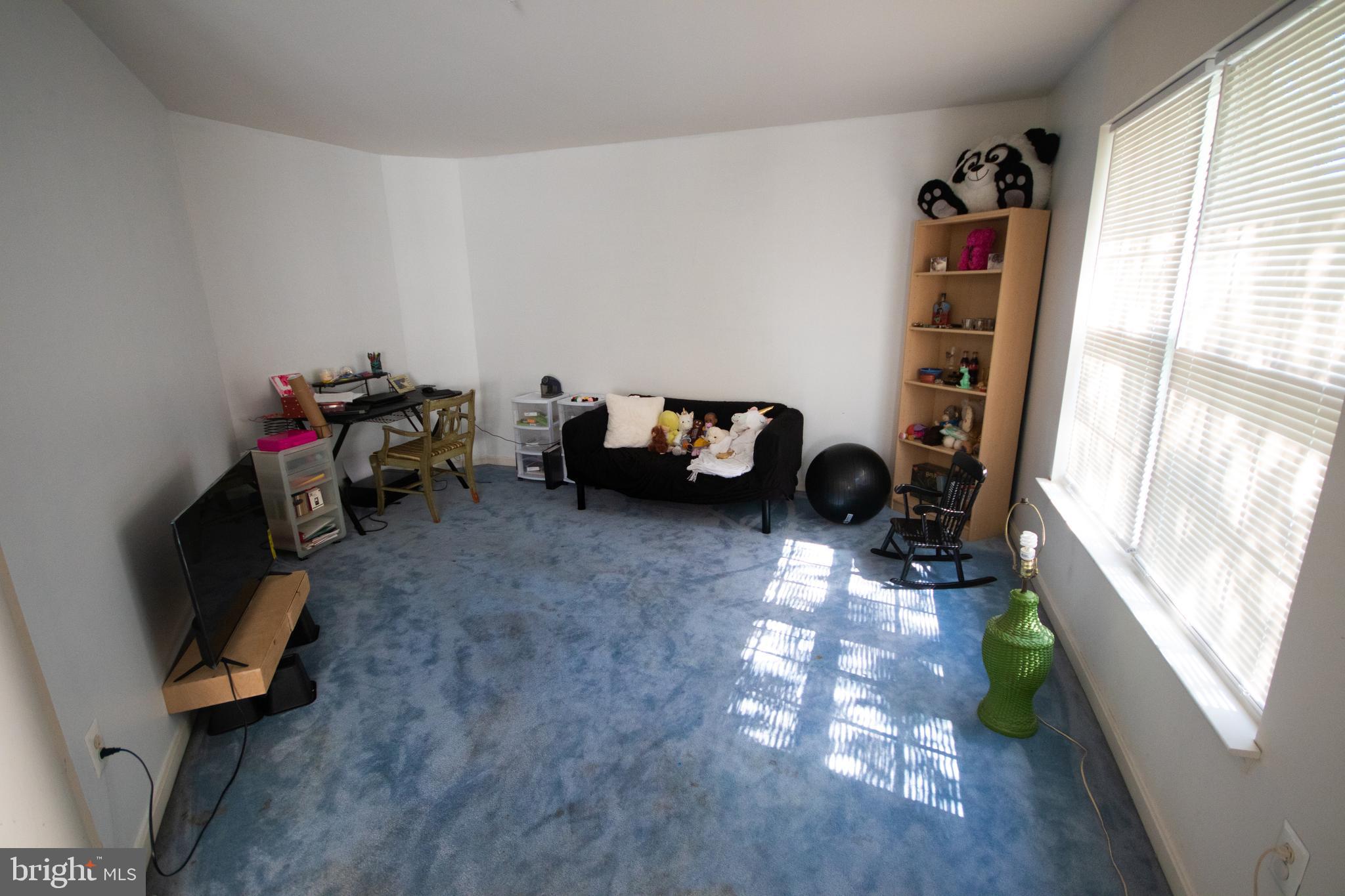 SIMMONS ACRES - Residential