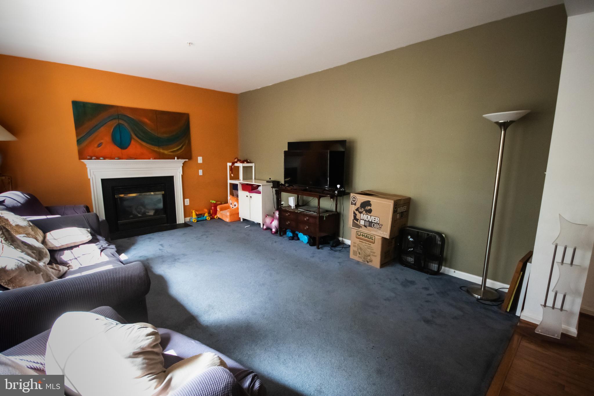 SIMMONS ACRES - Residential