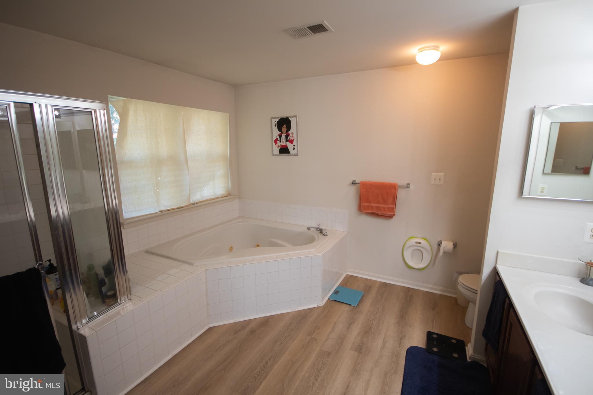 SIMMONS ACRES - Residential