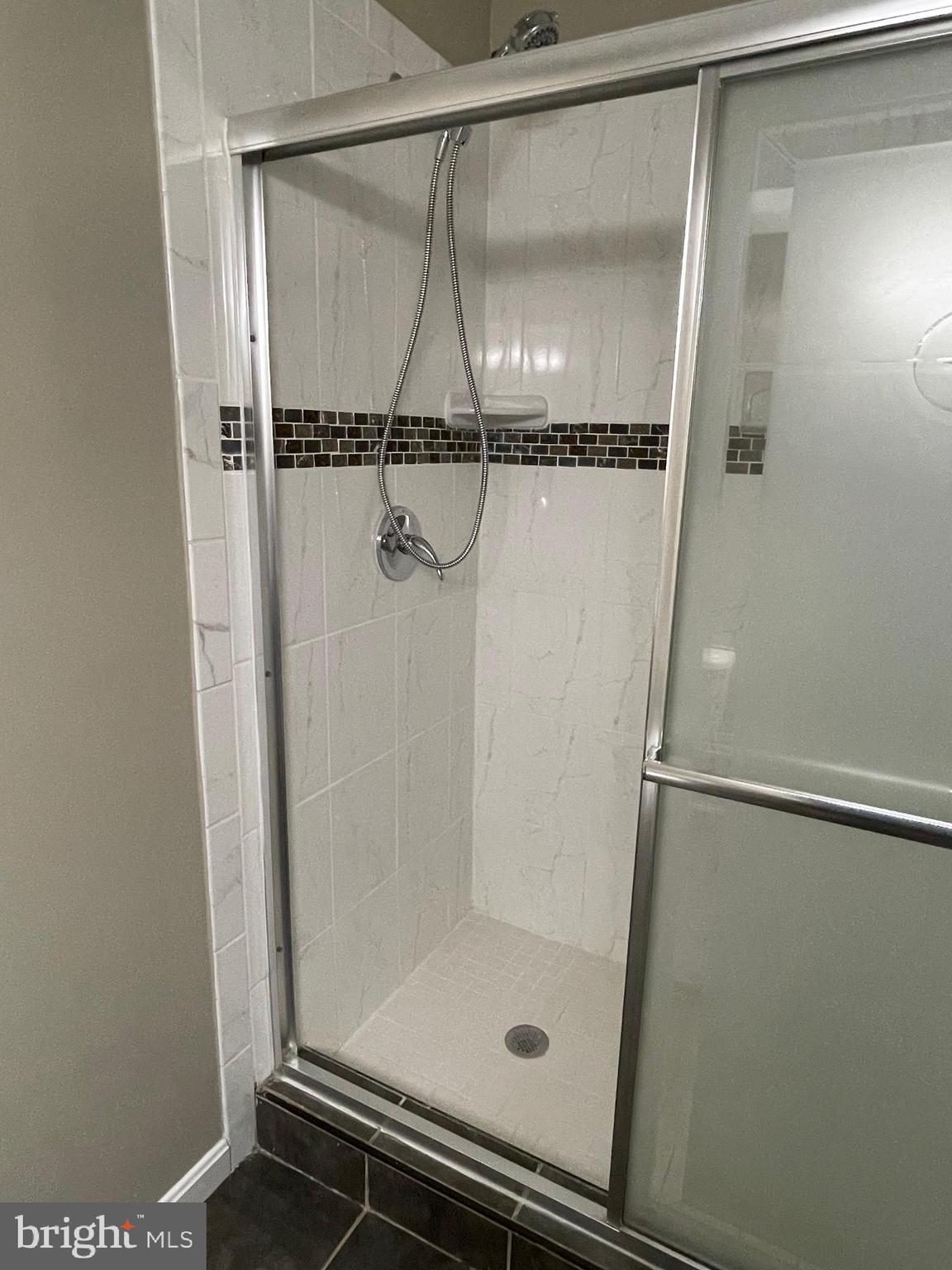 LOWES ISLAND/CASCADES - Residential