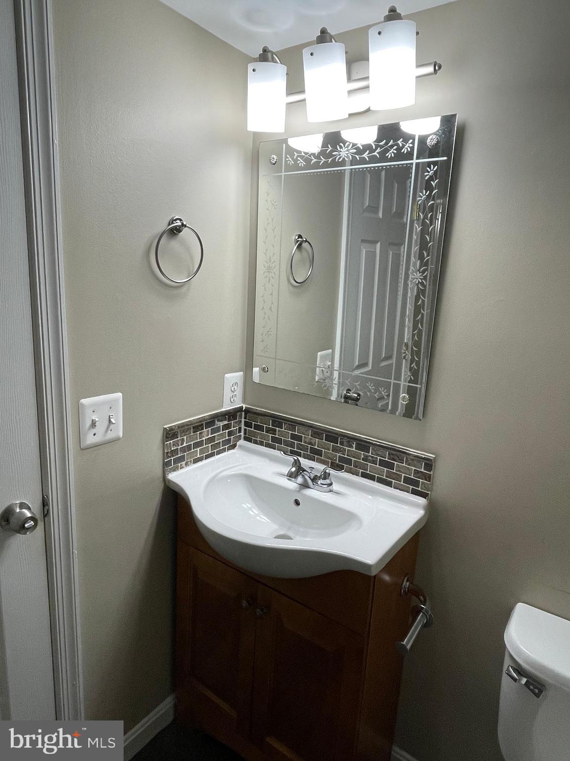 LOWES ISLAND/CASCADES - Residential