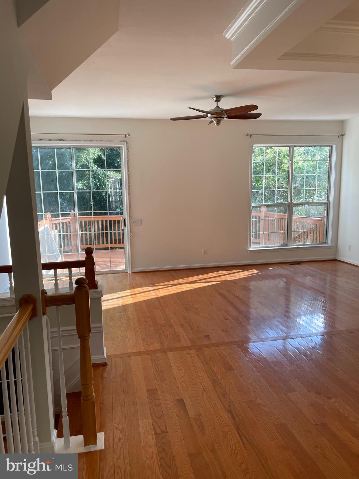 LOWES ISLAND/CASCADES - Residential