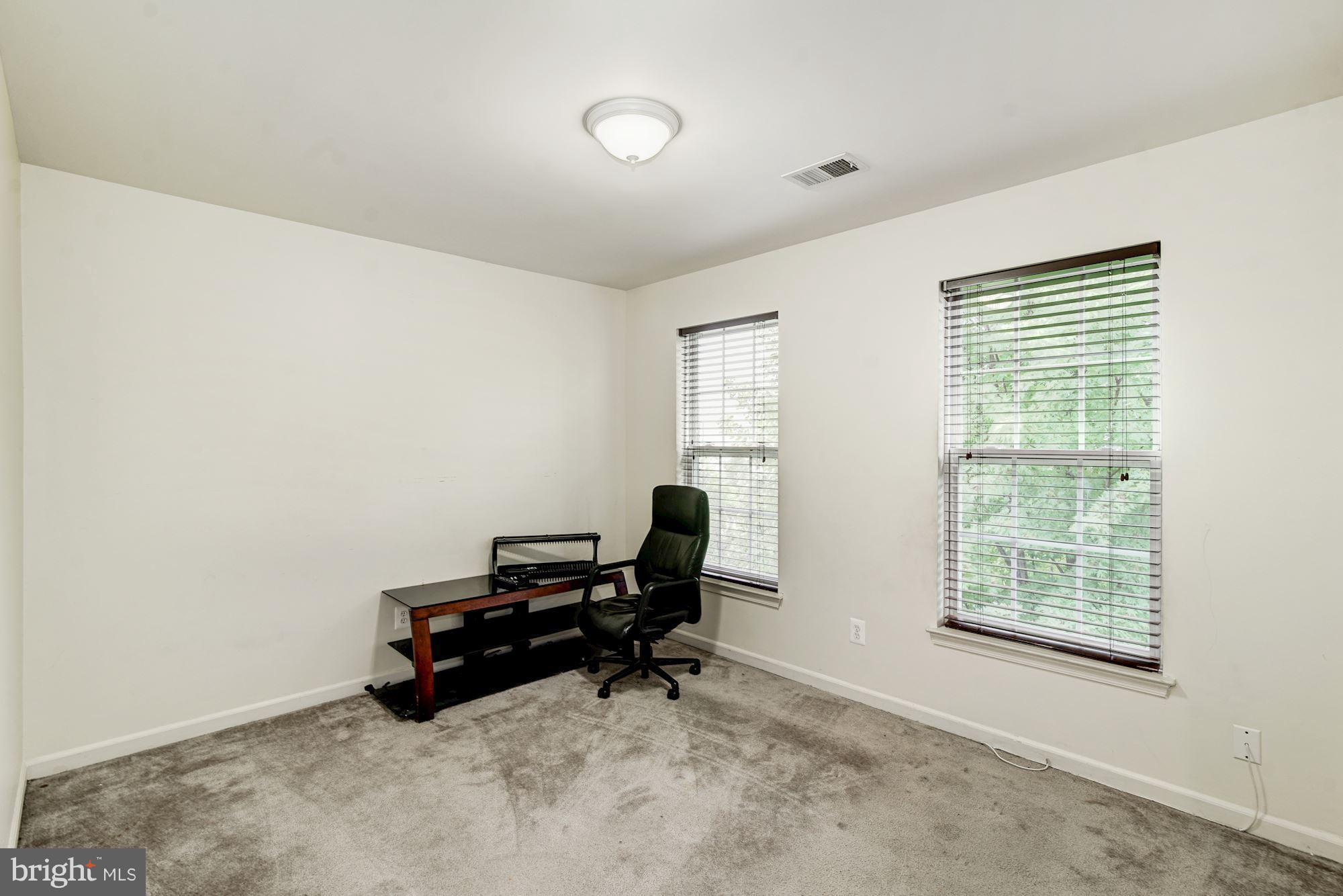 PORT POTOMAC - Residential