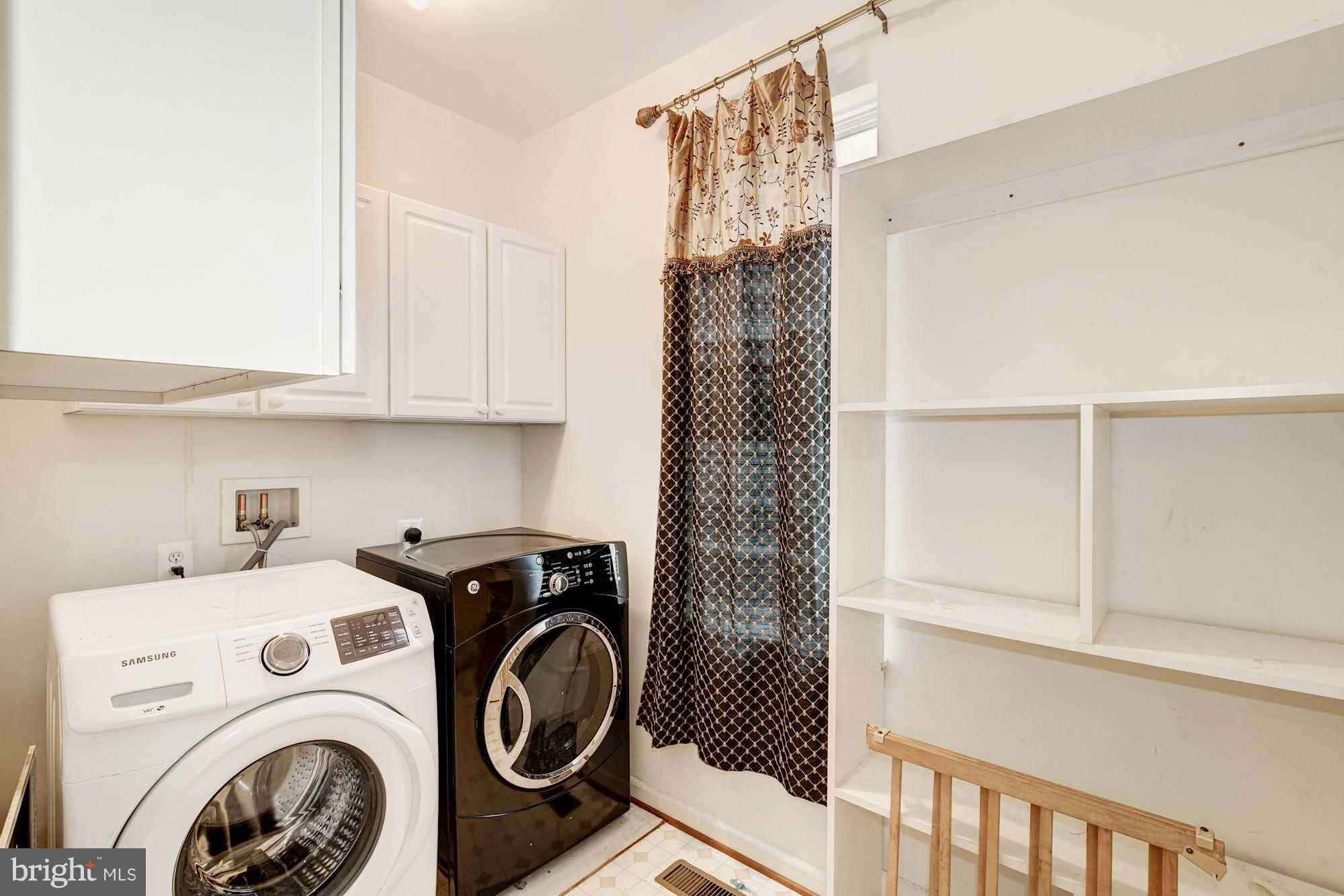 PORT POTOMAC - Residential