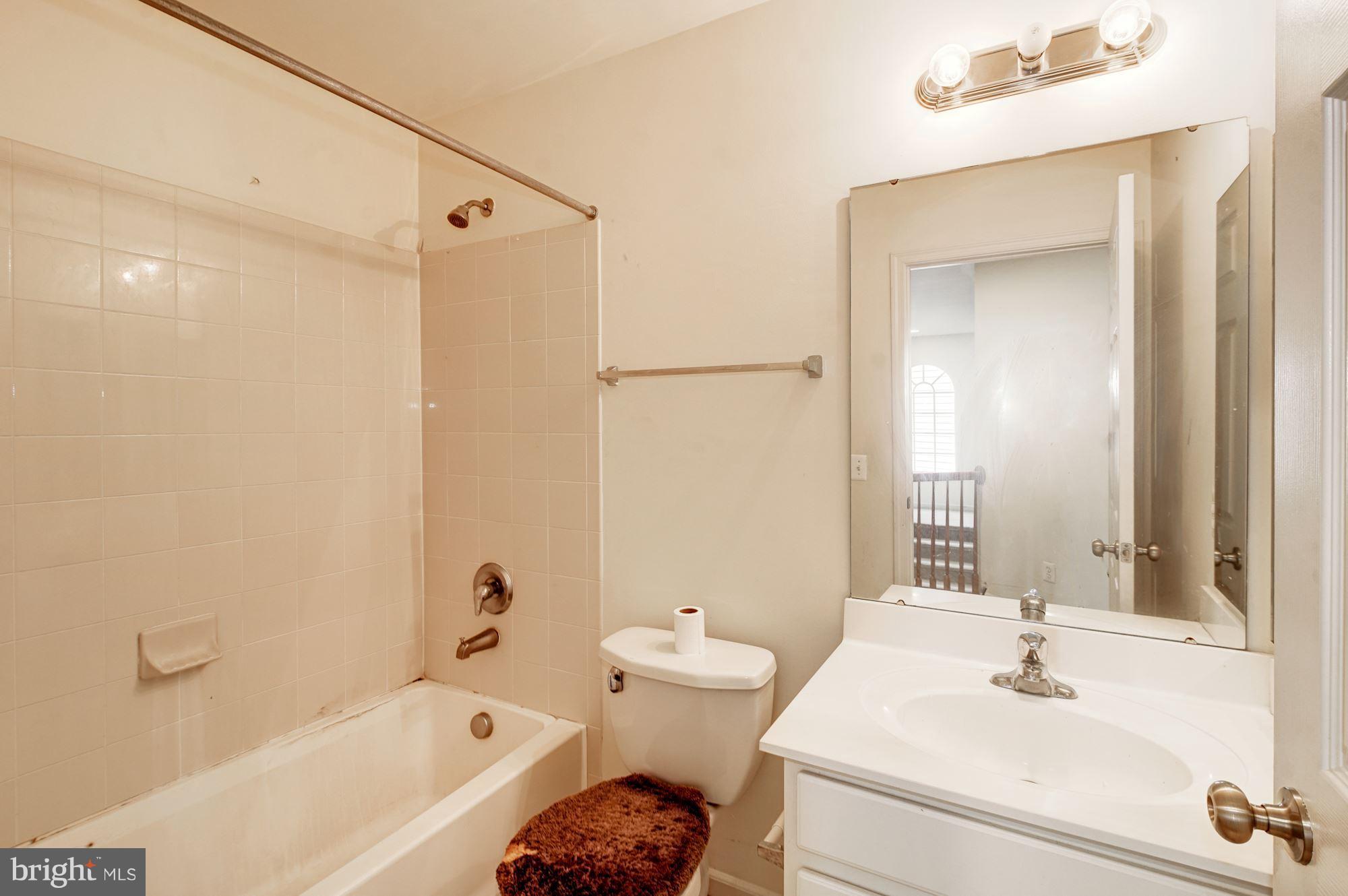 PORT POTOMAC - Residential