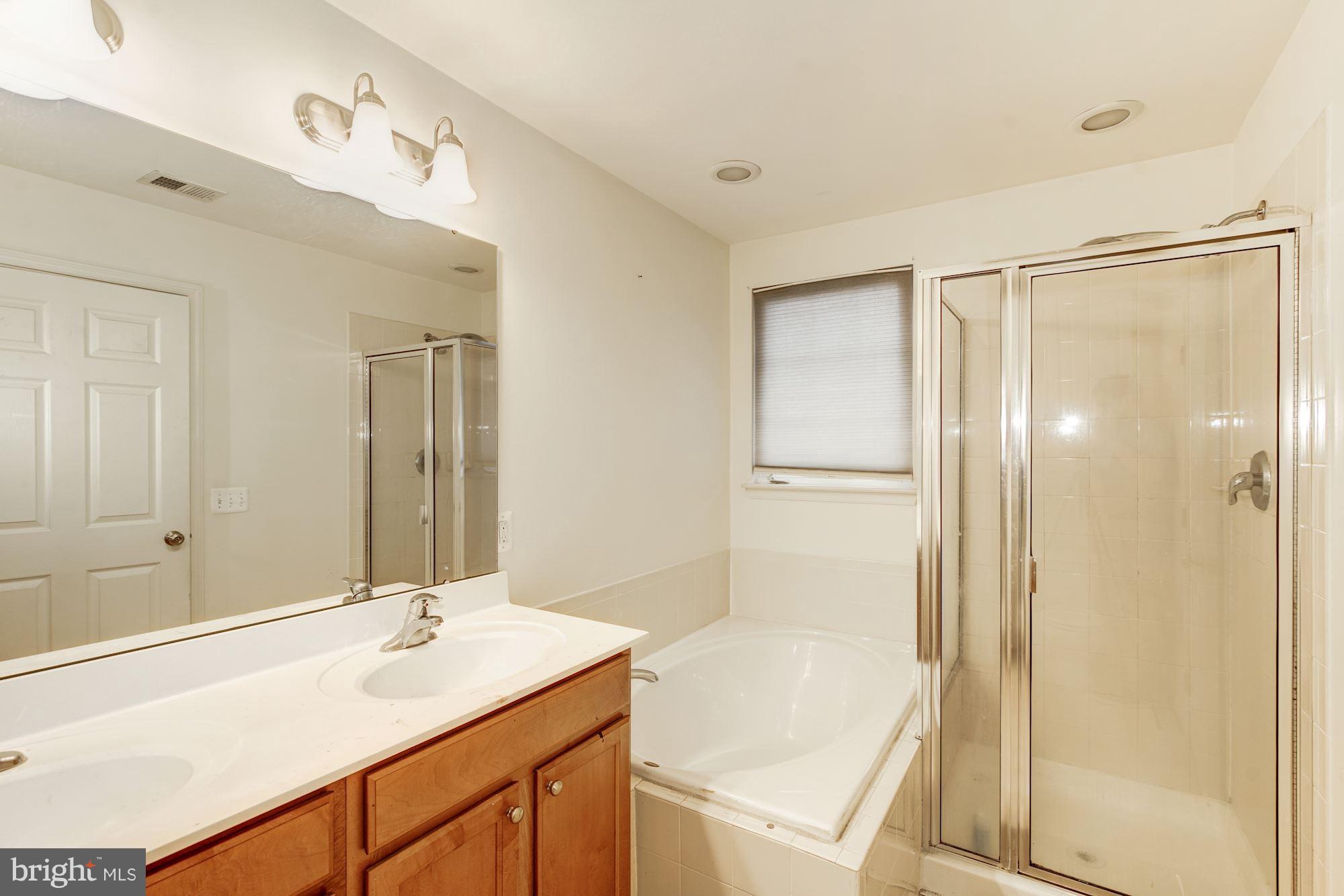 PORT POTOMAC - Residential