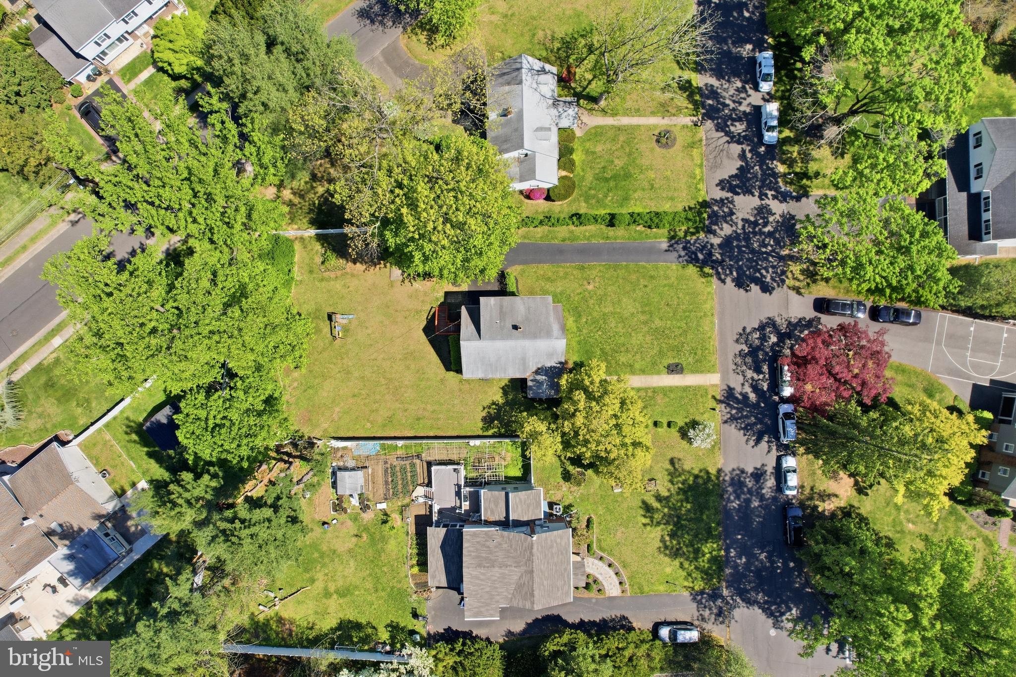 HUNTINGDON VALLEY - Residential