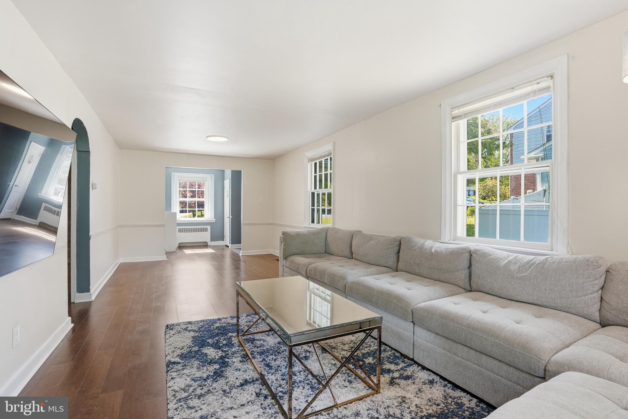 HUNTINGDON VALLEY - Residential