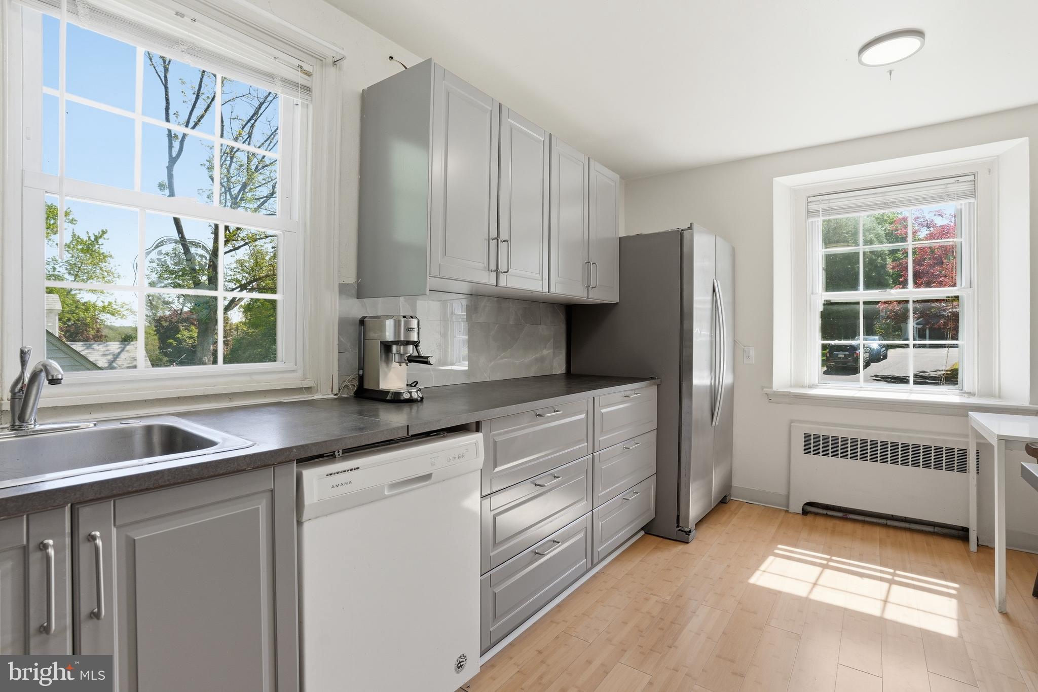 HUNTINGDON VALLEY - Residential