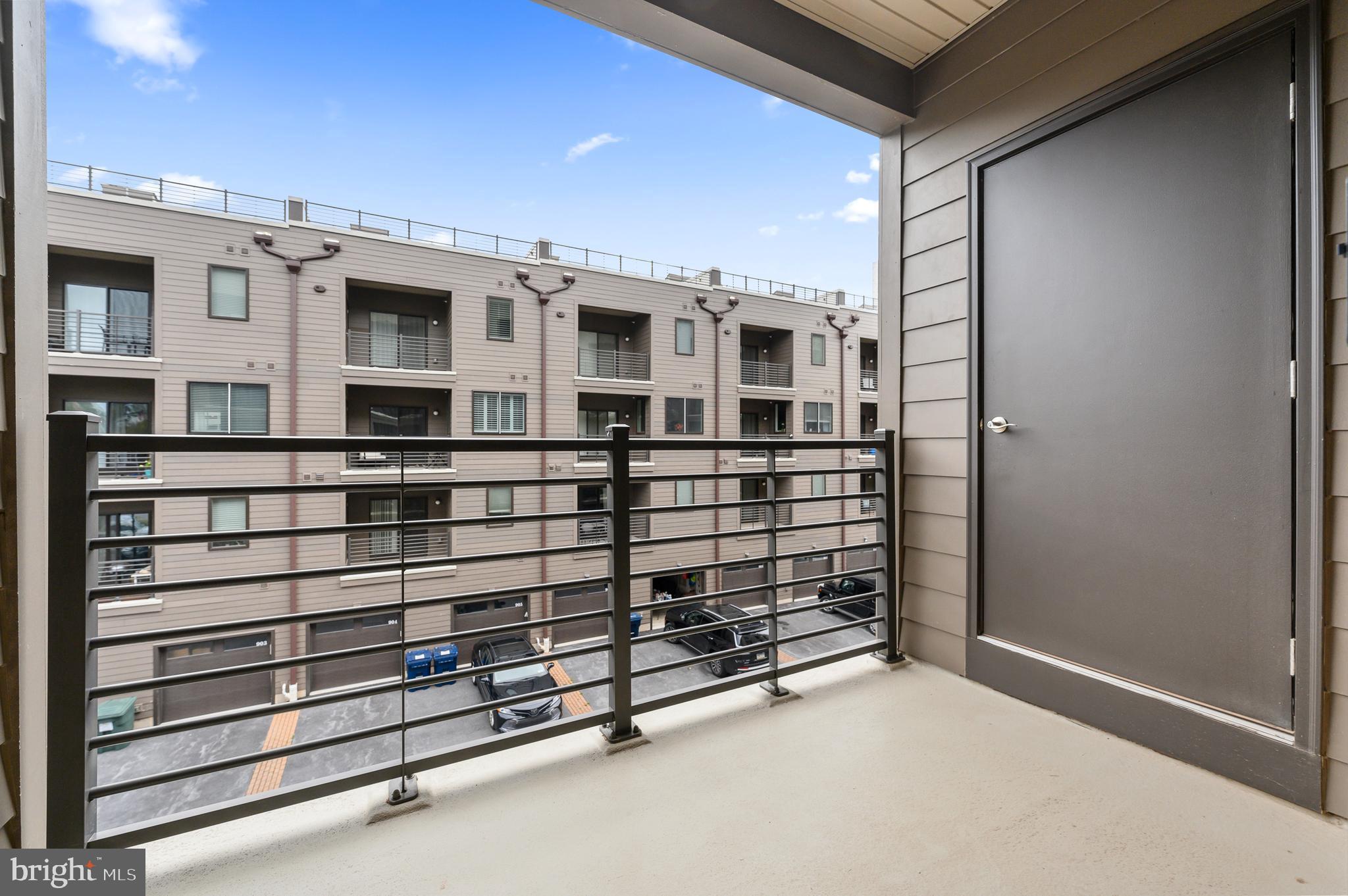 BROWNSTONES AT VF - Residential