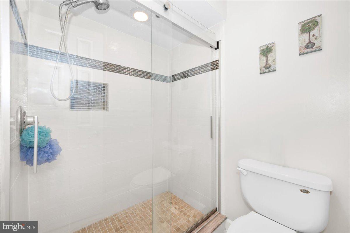 HOLLINRIDGE - Residential