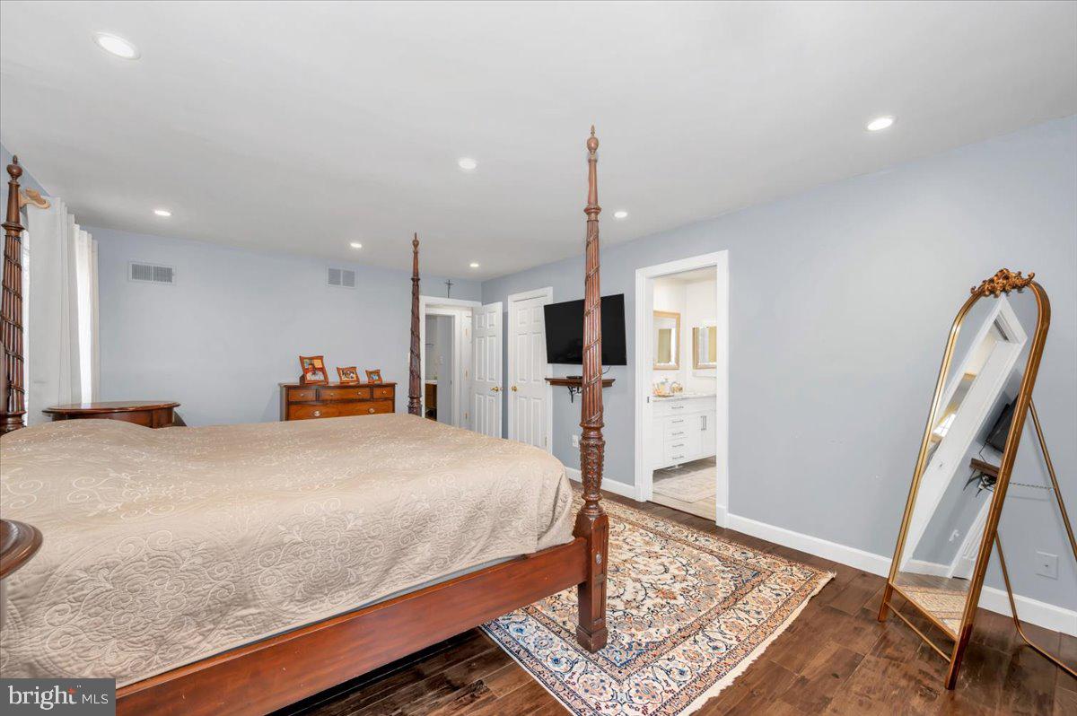 HOLLINRIDGE - Residential